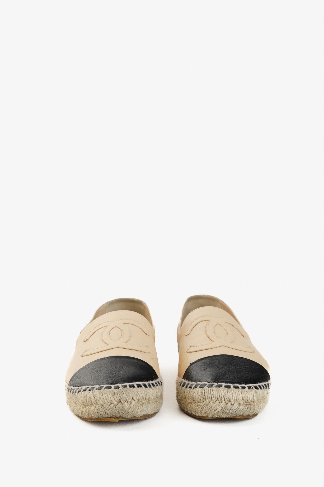 Chanel Chanel Espadrilles in Beige and Black Lambskin Size US 10.5 / IT 40.5 - 3 Thumbnail