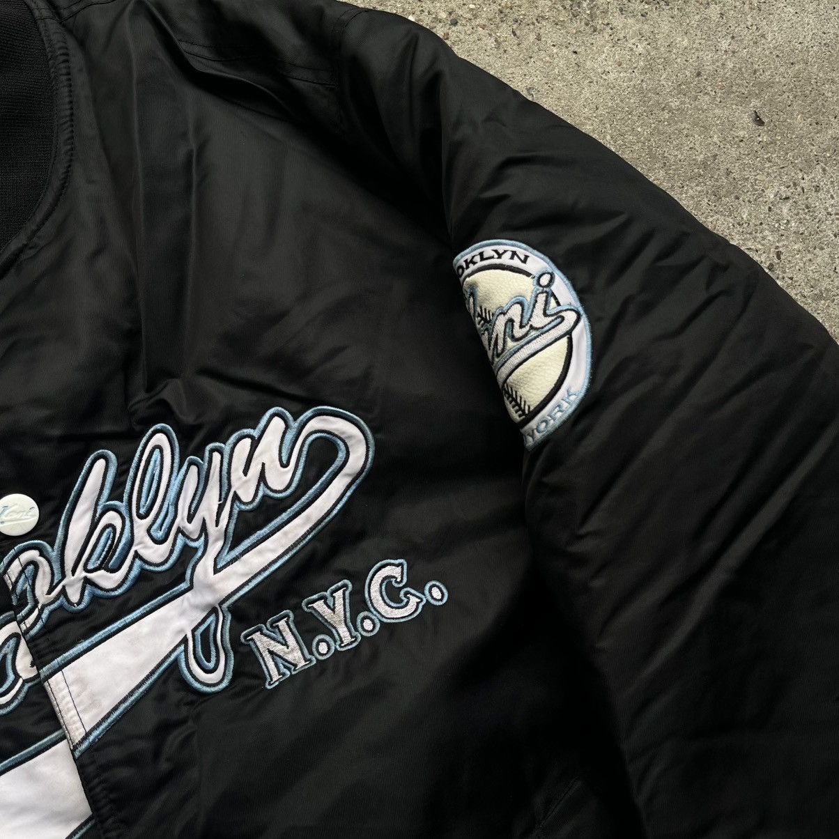 Karl Kani × Vintage Vintage Karl Kani 23 Brooklyn bomber jacket satin big logo Size US M / EU 48-50 / 2 - 4 Thumbnail