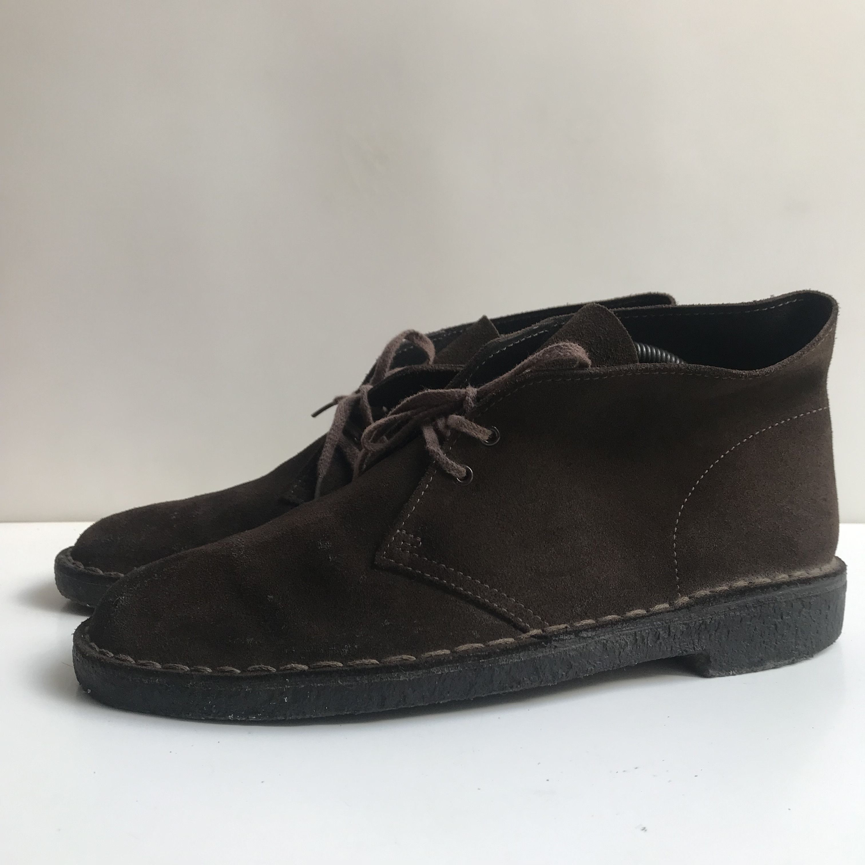 Clarks Vintage MK1 Clarks Dessert Boots Dark Brown Chocolate Suede Size US 8.5 / EU 41-42 - 7 Thumbnail