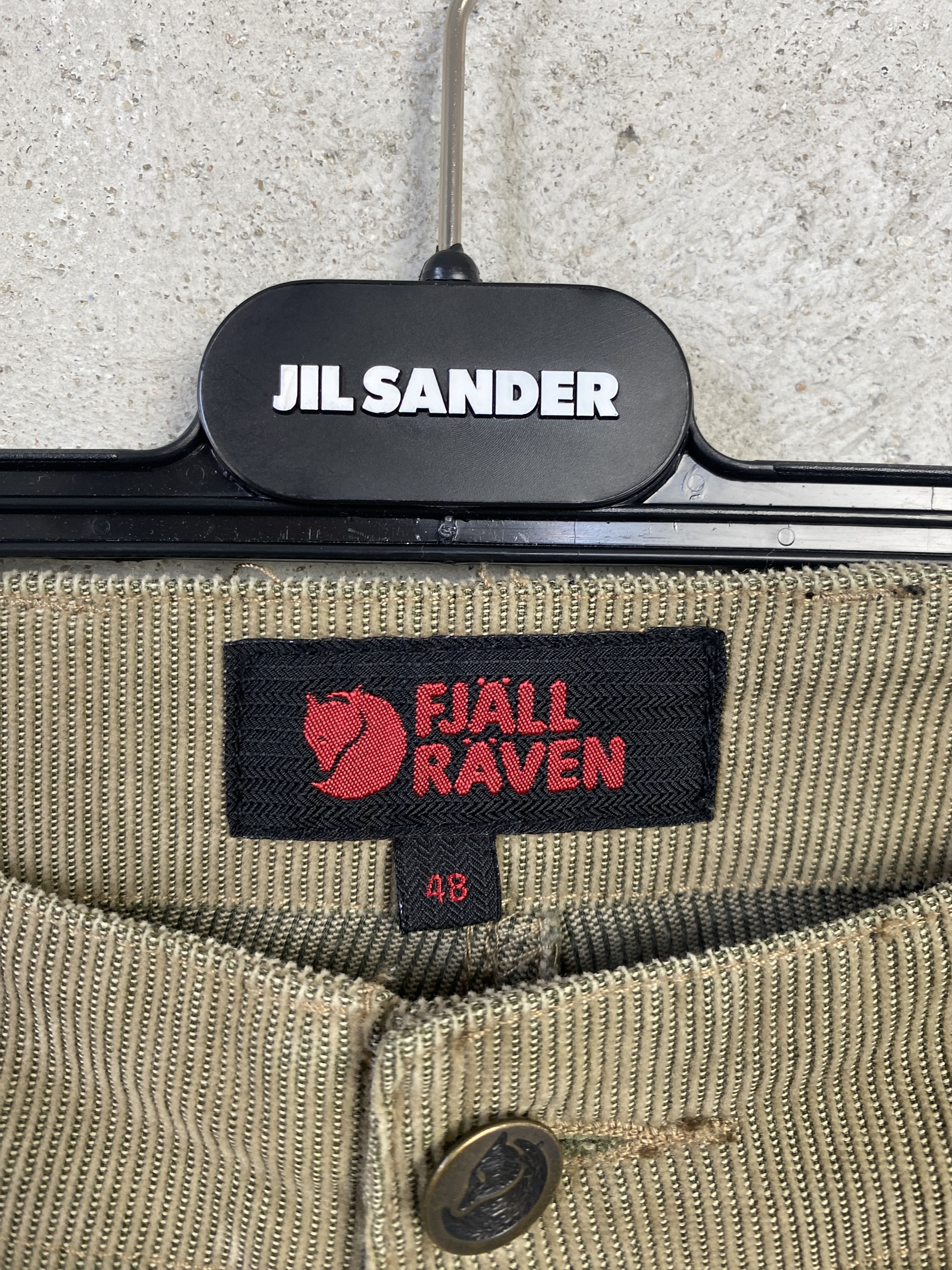 Fjallraven Fjallraven vintage corduroy pants outdoor casual Size US 32 / EU 48 - 3 Thumbnail
