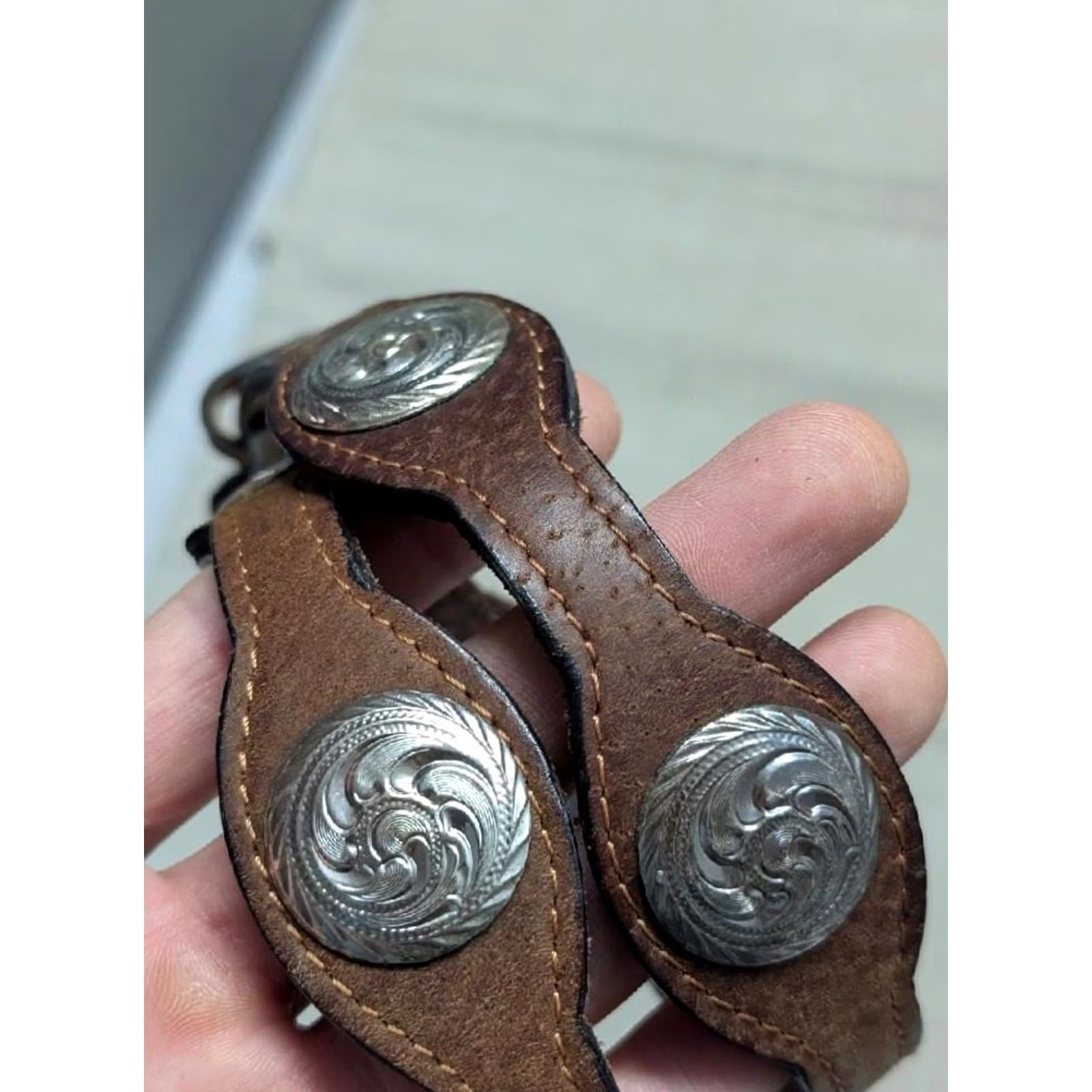 Vintage VINTAGE CONCHO buckle belt WESTERN handcrafted 26 brown COWHIDE leather COWBOY belt Women Size ONE SIZE - 2 Thumbnail