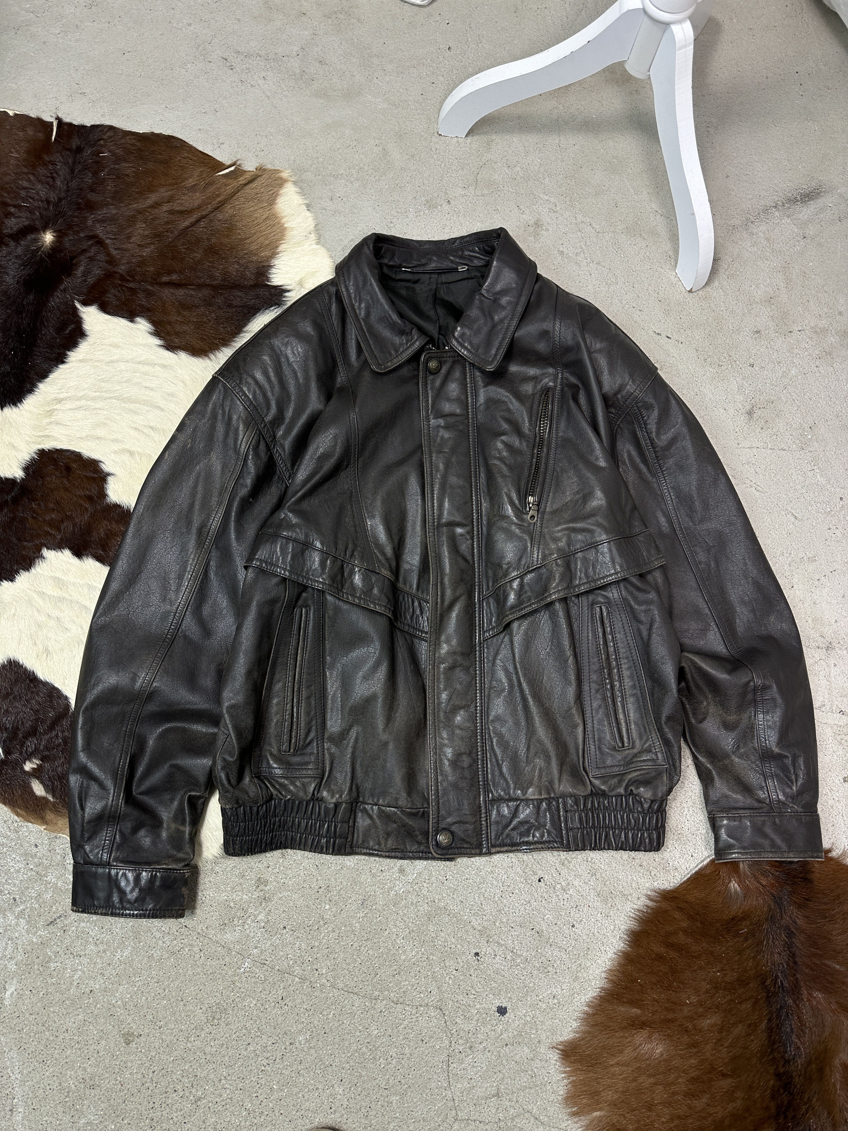 Vintage Vintage Grunge Biker Old School Oversized Leather Jacket 90s Size US XL / EU 56 / 4 - 2 Thumbnail