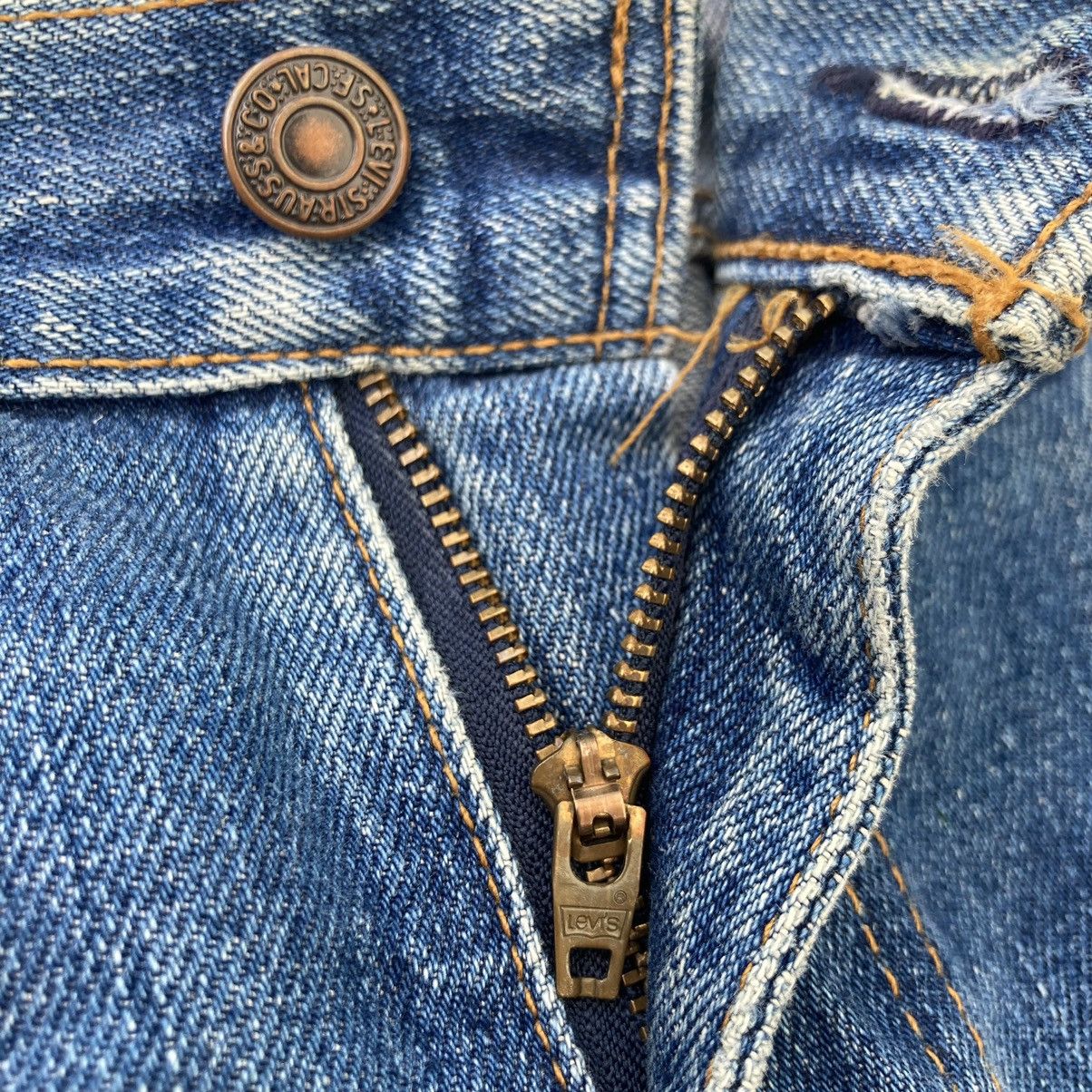 Levi's × Levi's Vintage Clothing × Vintage VINTAGE LEVI’S 505 SINGLE R DISTRESSED JEANS Size US 31 - 4 Thumbnail
