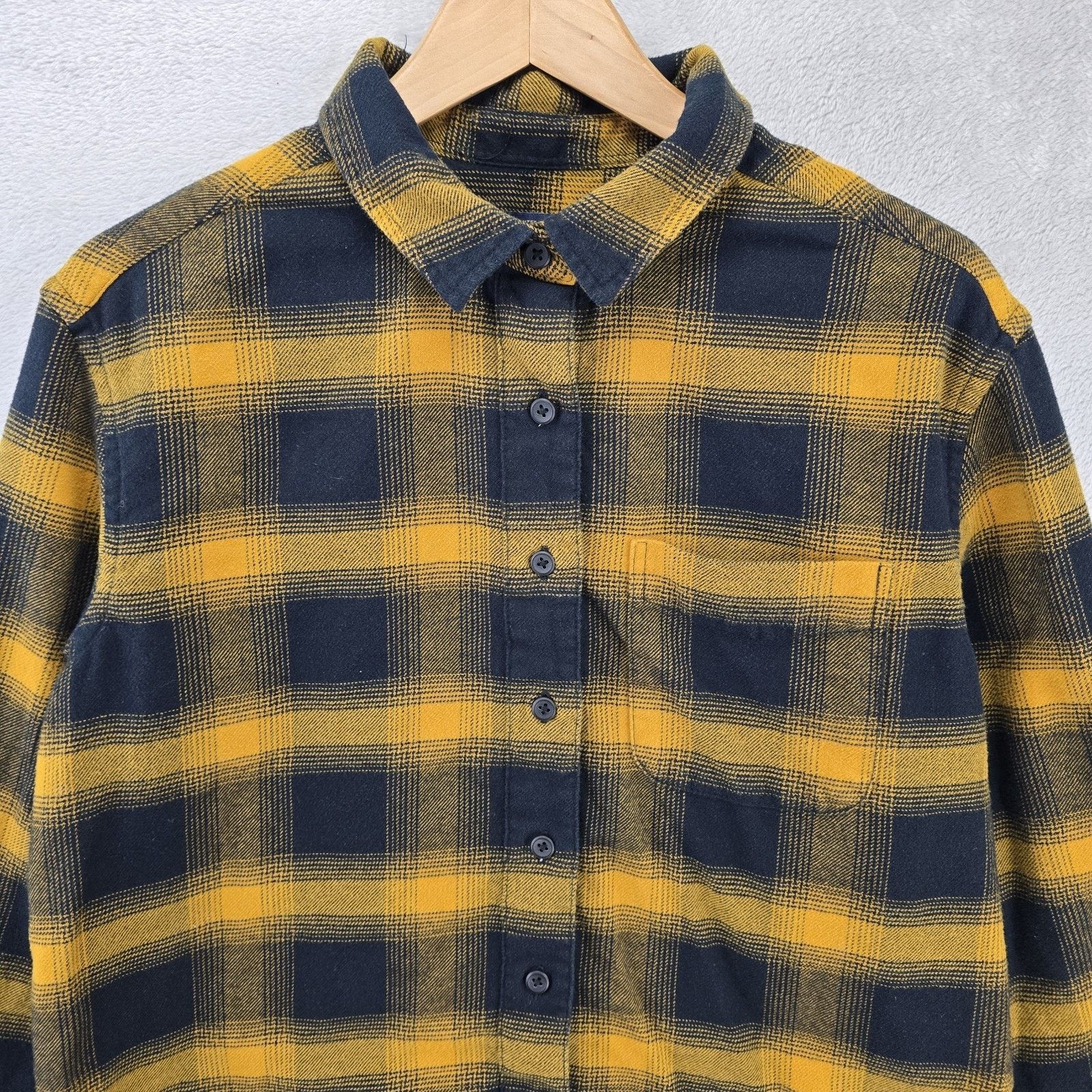 Pendleton Pendleton Womens Girlfriend Flannel Shirt Medium Ombre Plaid Size M / US 6-8 / IT 42-44 - 3 Thumbnail