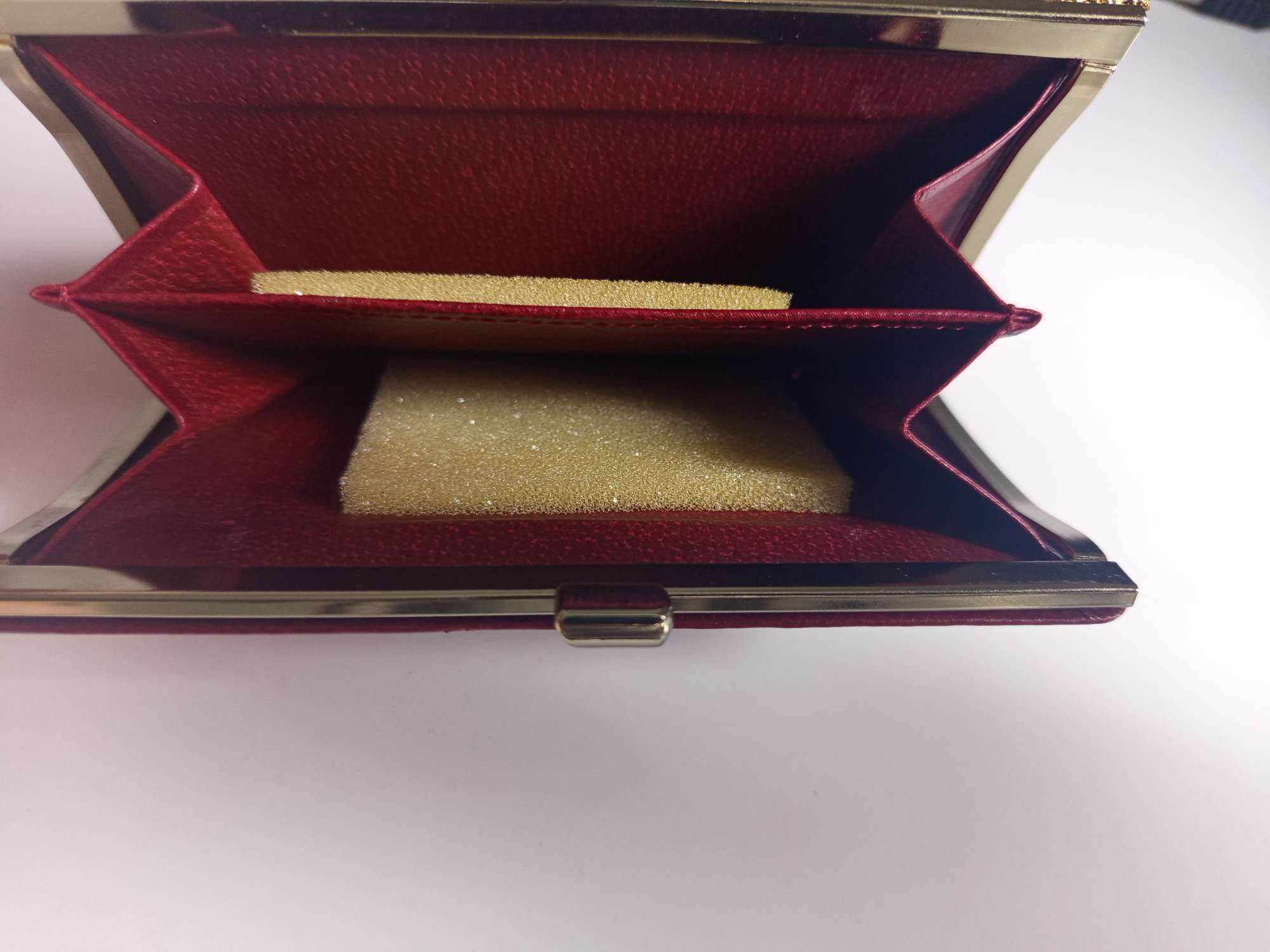 Valentino Valentino Garavani Wallet Burgundy Leather Kiss Lock Vintage Size ONE SIZE - 9 Thumbnail