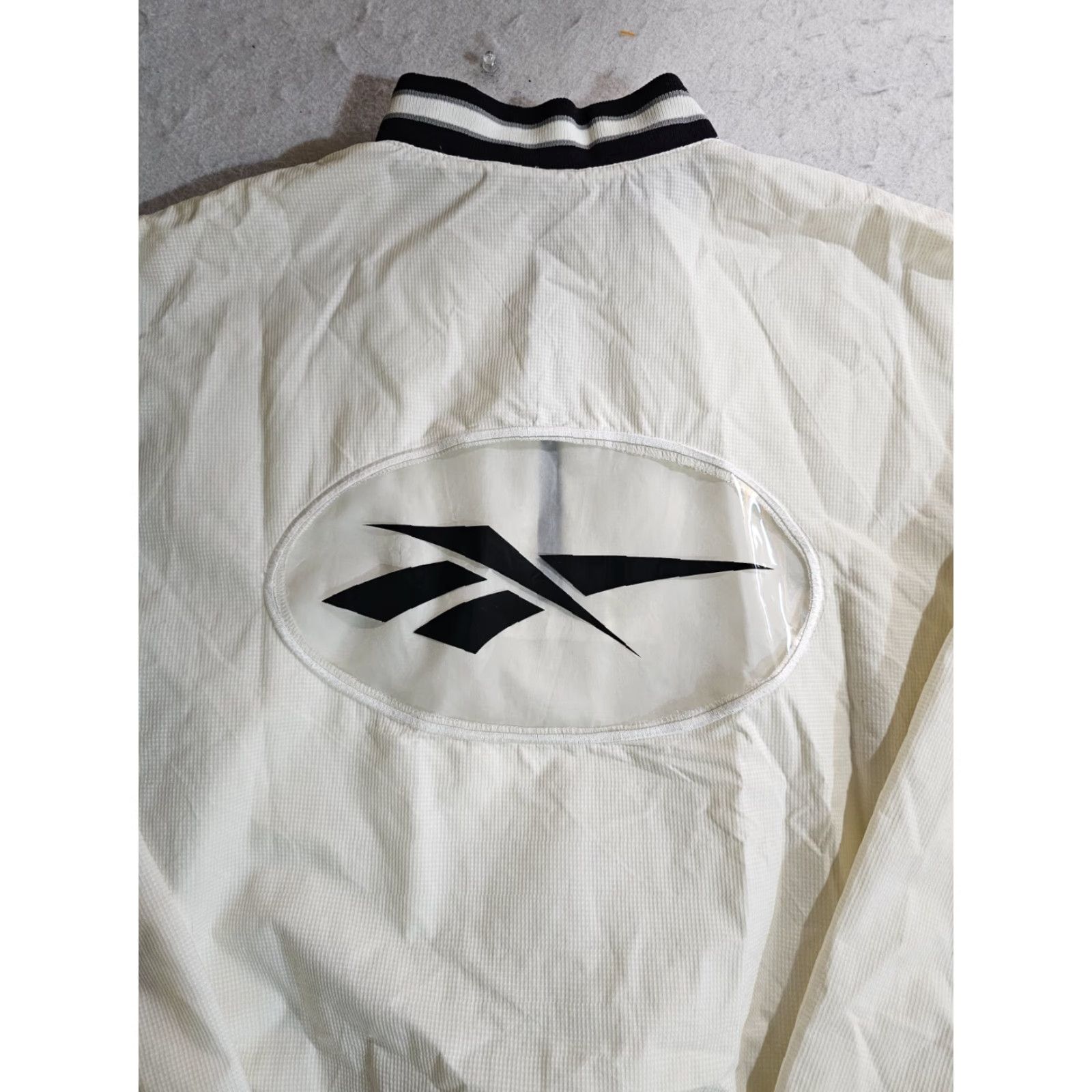 Reebok VINTAGE Reebok Windbreaker 90s White/Black 1/4 Zip Pullover Mens M Windbreaker Jacket Logo 90s Style Running & Jogging Casual Size US M / EU 48-50 / 2 - 4 Thumbnail