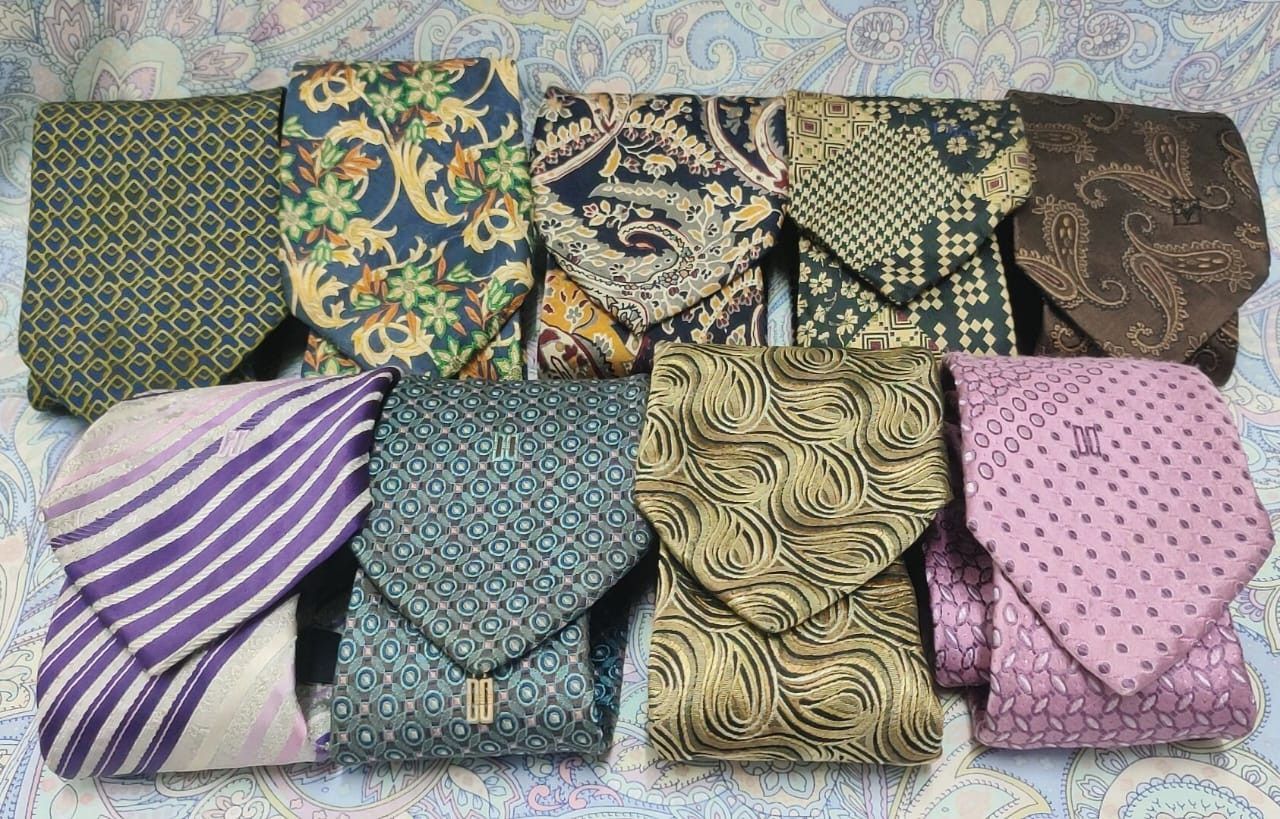 Gucci Luxury Designer Silk Tie Bundle Size ONE SIZE - 1 Thumbnail