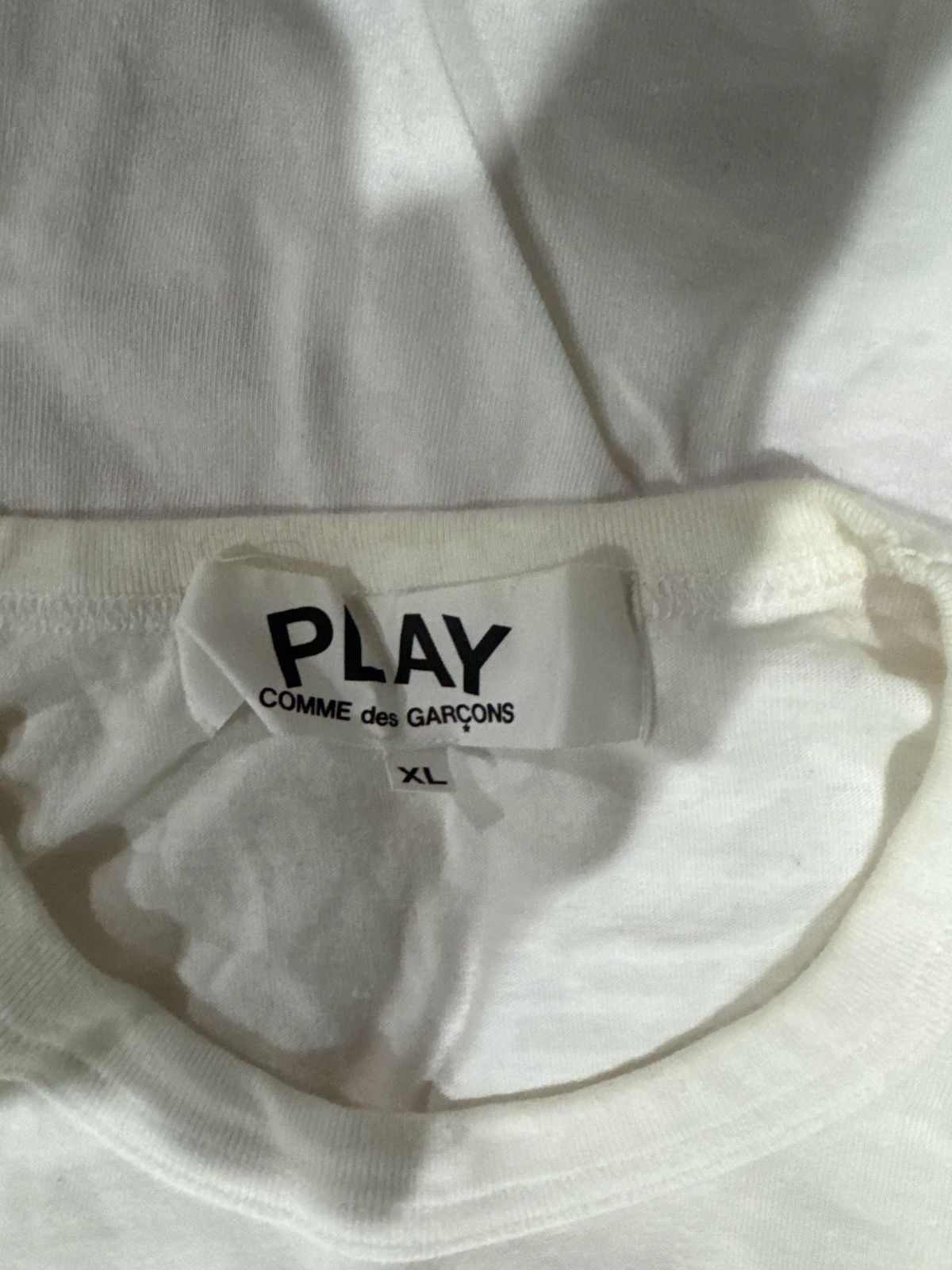 Comme des Garcons × Comme des Garcons PLAY Comme des Garcons Play Tshirt Size US XL / EU 56 / 4 - 3 Thumbnail