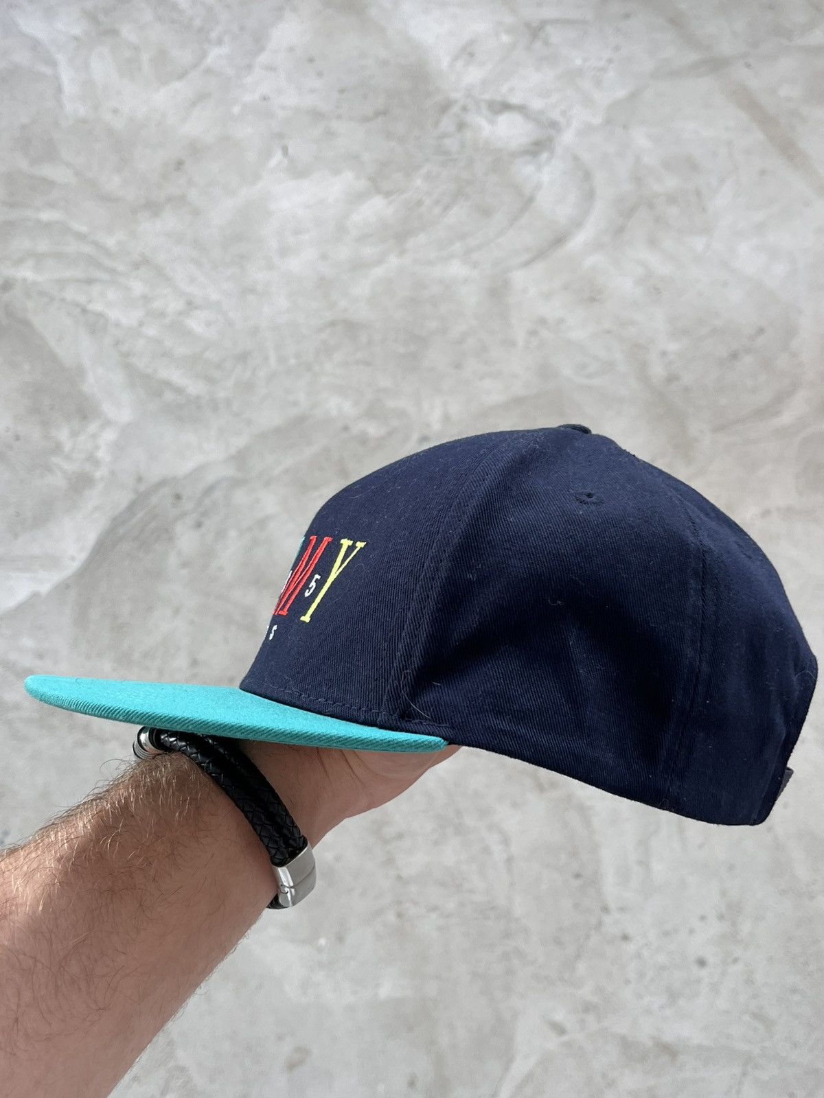 Tommy Hilfiger Vintage Tommy Hilfiger Snapback Cap Rap Y2K Logo New hat Size ONE SIZE - 4 Thumbnail