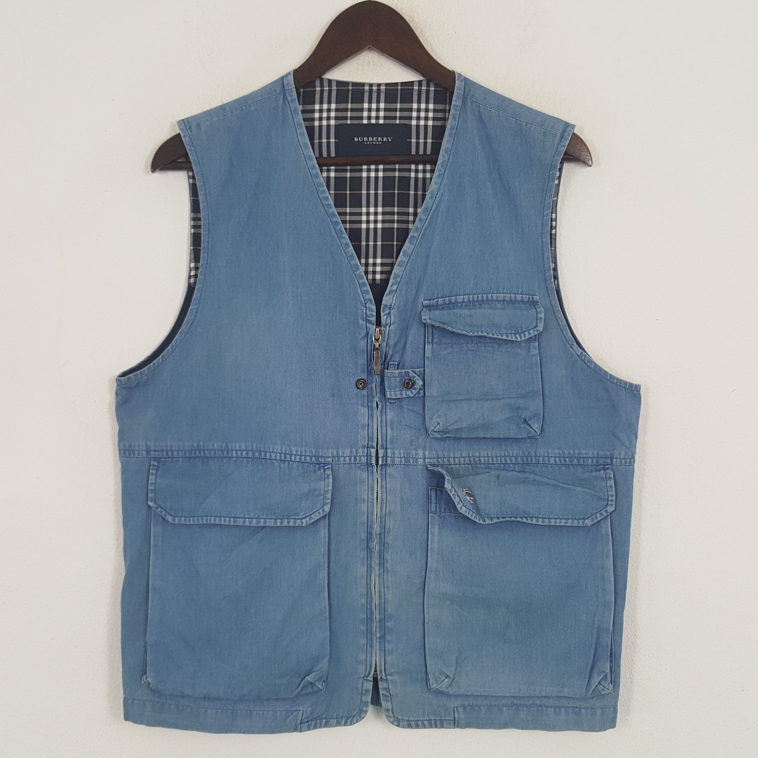 Burberry × Vintage Vintage Burberry London Custom Spell Out Vest Jacket Size US M / EU 48-50 / 2 - 3 Thumbnail