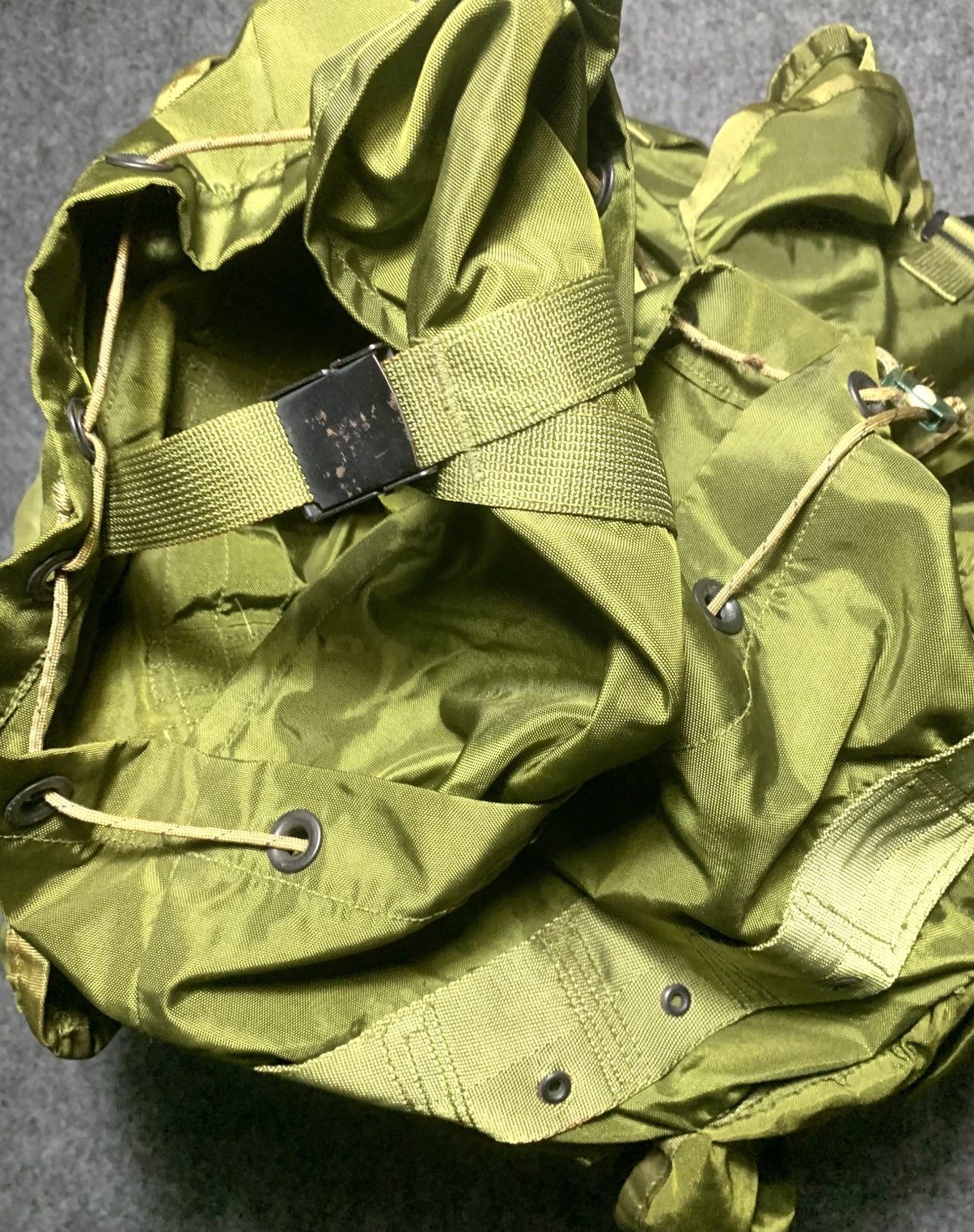If Six Was Nine Sick Rare Multi Buckle & Pocket Rucksack Size ONE SIZE - 14 Thumbnail