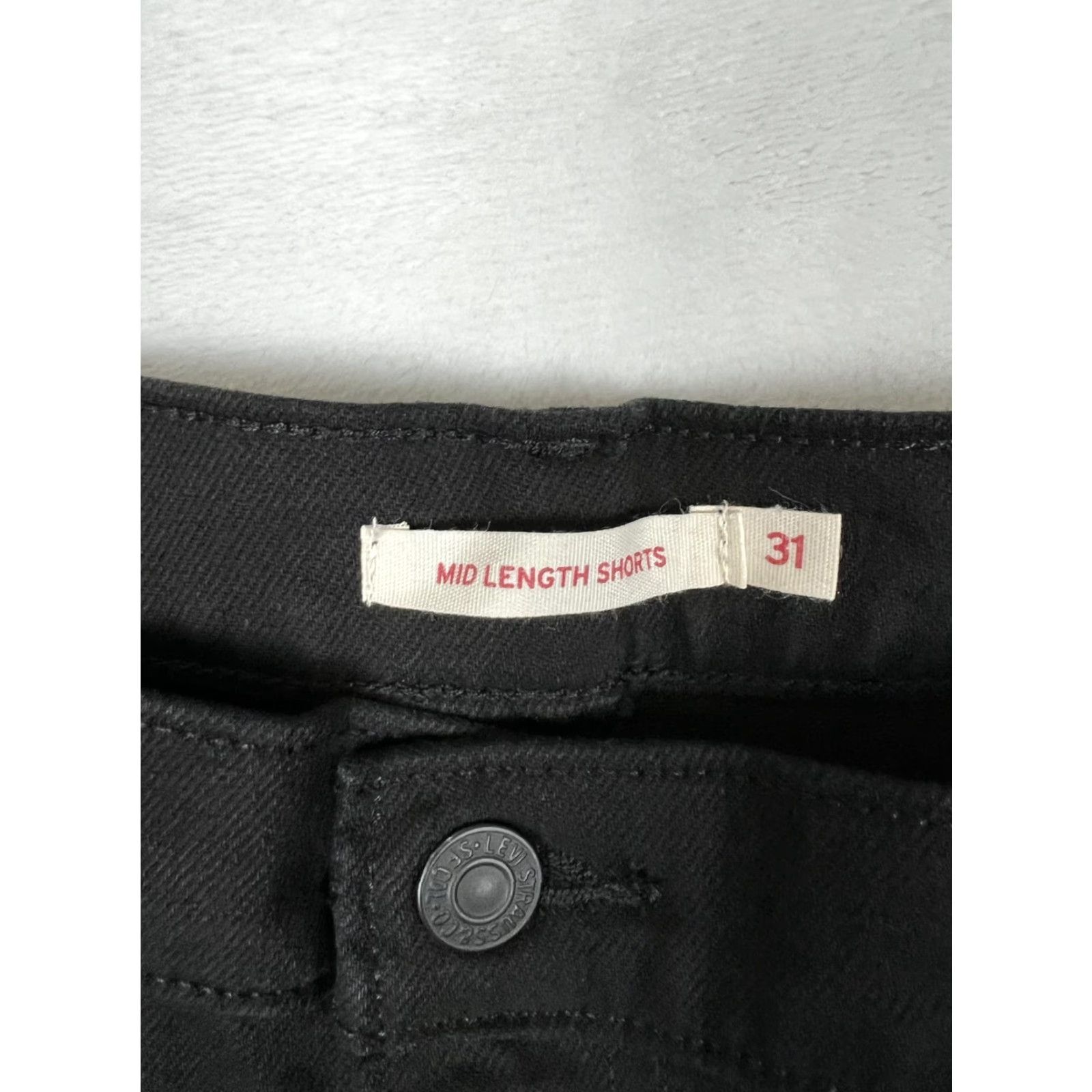 Levi's Levi's Womens Mid Length Shorts 31 Black Denim Jean Cutoff Cuffed Stretch Casual Size 24" / US 00 / IT 34 - 2 Thumbnail