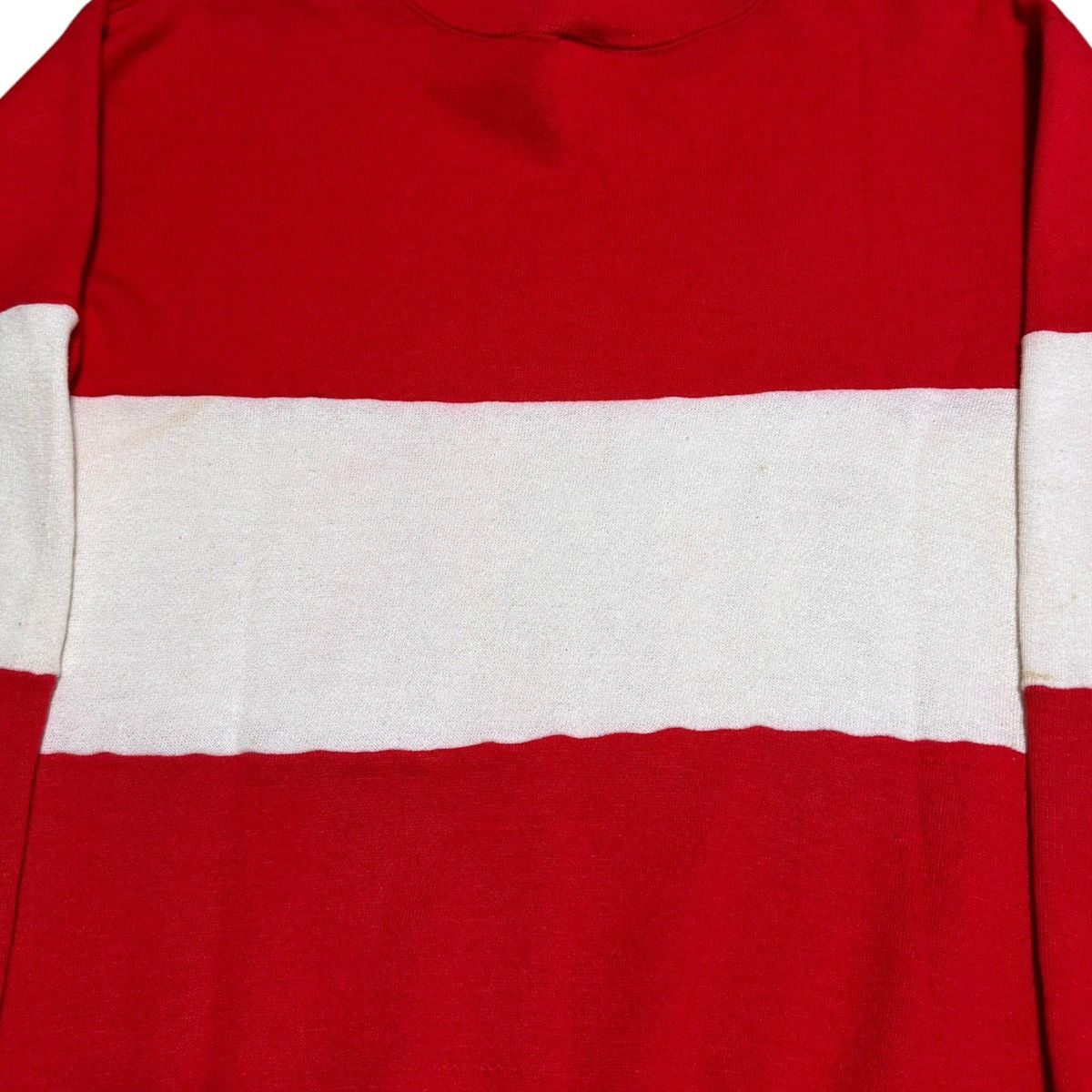 Vintage Vintage University of Rhode Island Stained Sweatshirt S Size US S / EU 44-46 / 1 - 8 Thumbnail