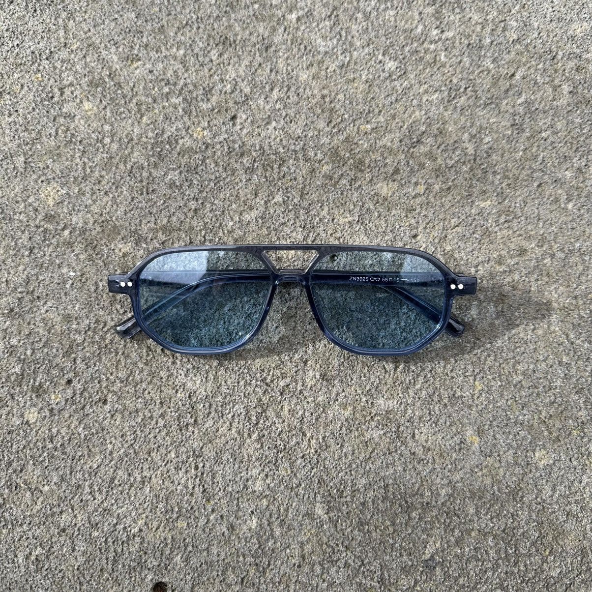 Other Y2K Unisex Sunglasses Retro Fashion Shades QZ975-3925-04 Size ONE SIZE - 1 Thumbnail
