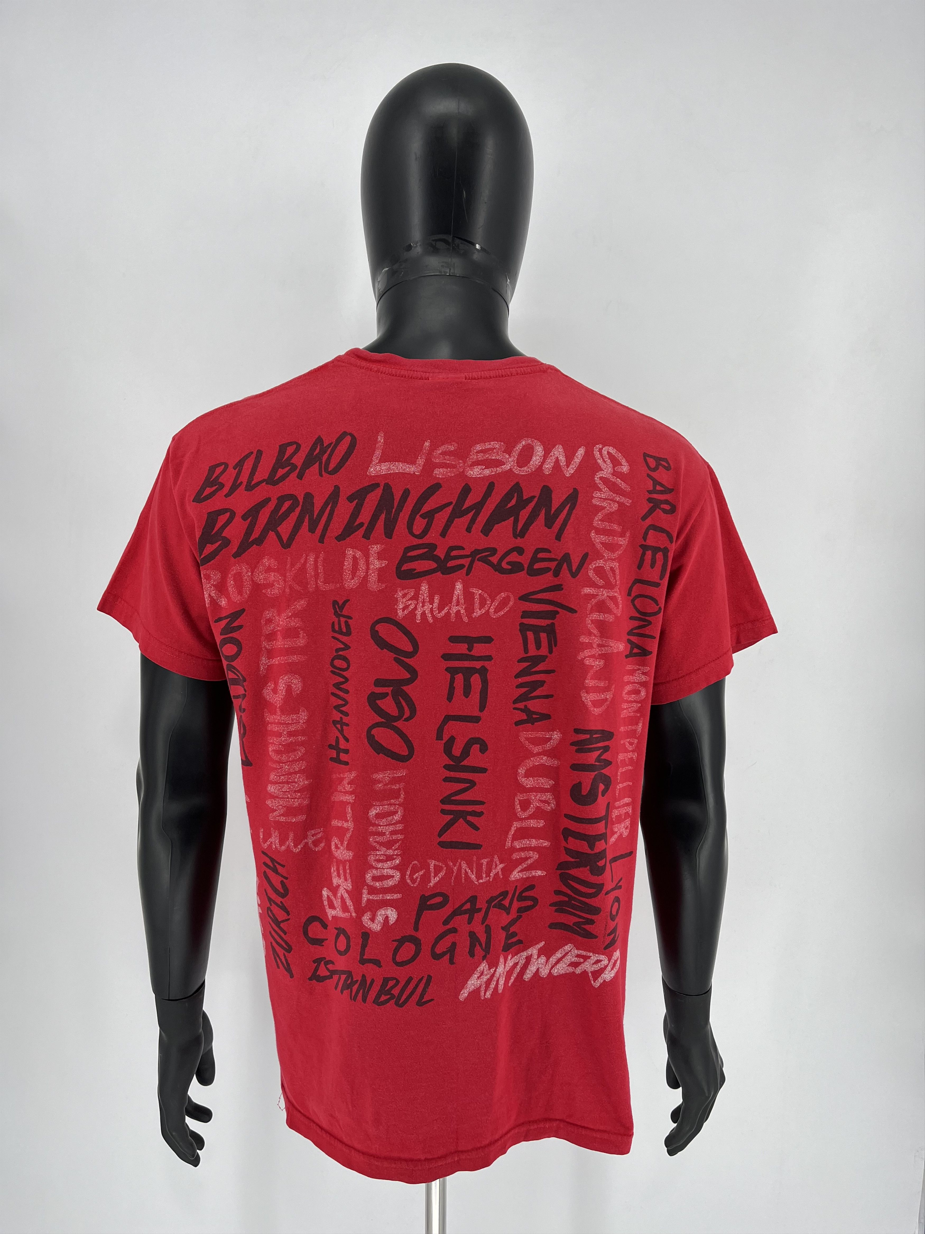 Rihanna Rihanna Unapologetic Diamonds World Tour 2013 Concert TShirt Size US L / EU 52-54 / 3 - 6 Thumbnail