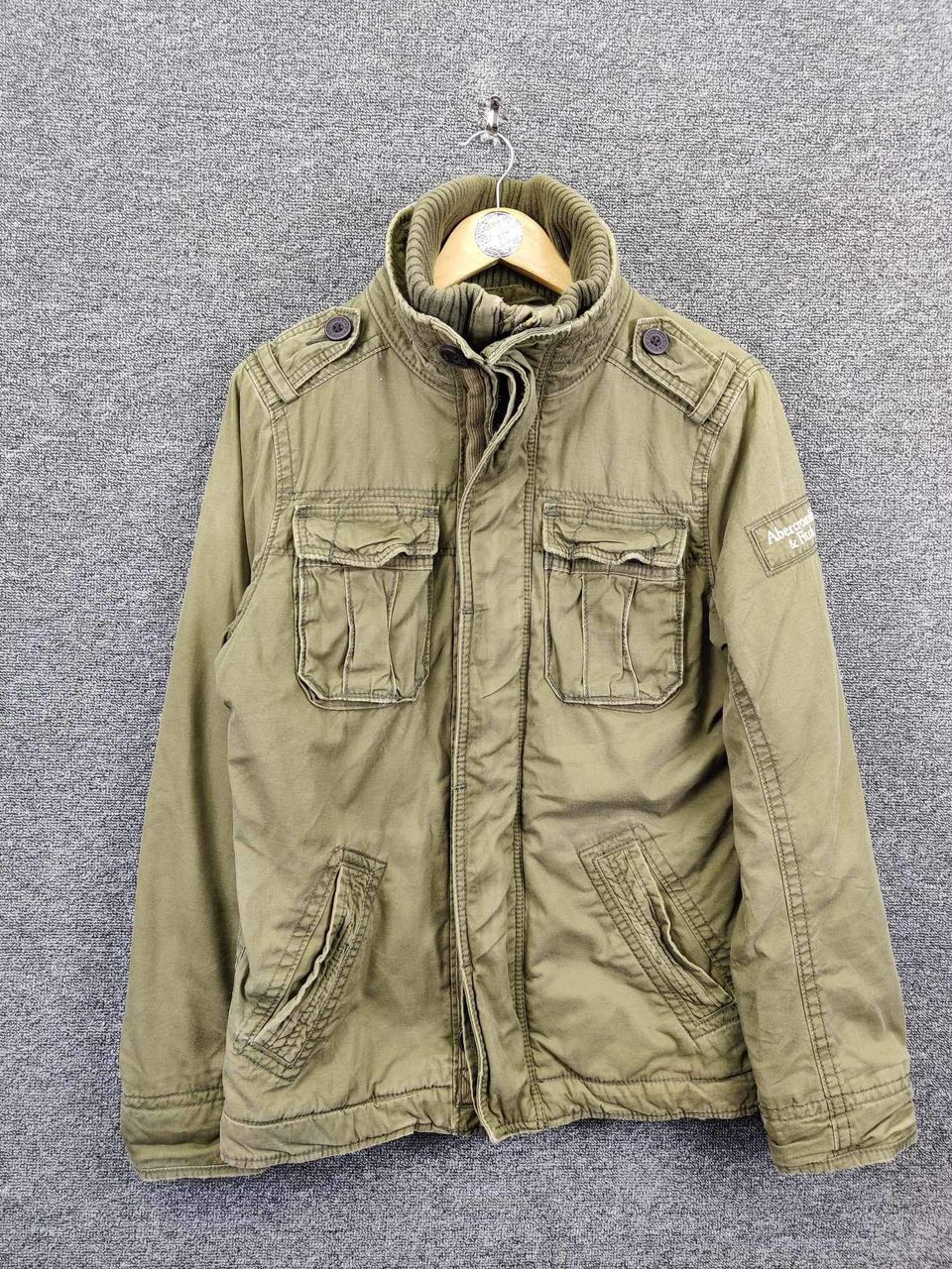 Abercrombie & Fitch Abercrombie & Fitch Military Cargo Sentinel