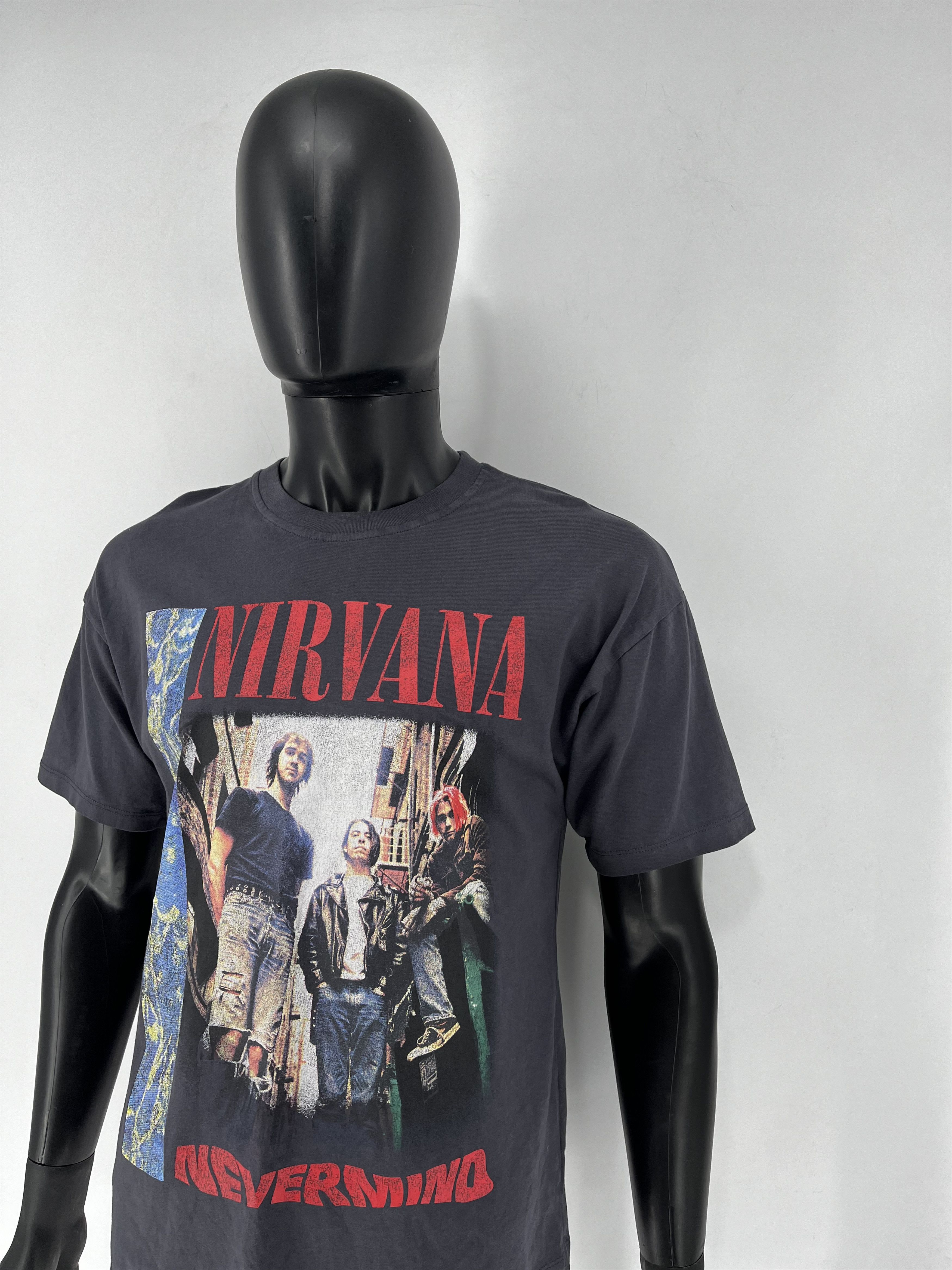 Band Tees × Vintage Vintage Y2K Nirvana Kurt Cobain Tee Print Band Tour Rock Size US XS / EU 42 / 0 - 4 Thumbnail