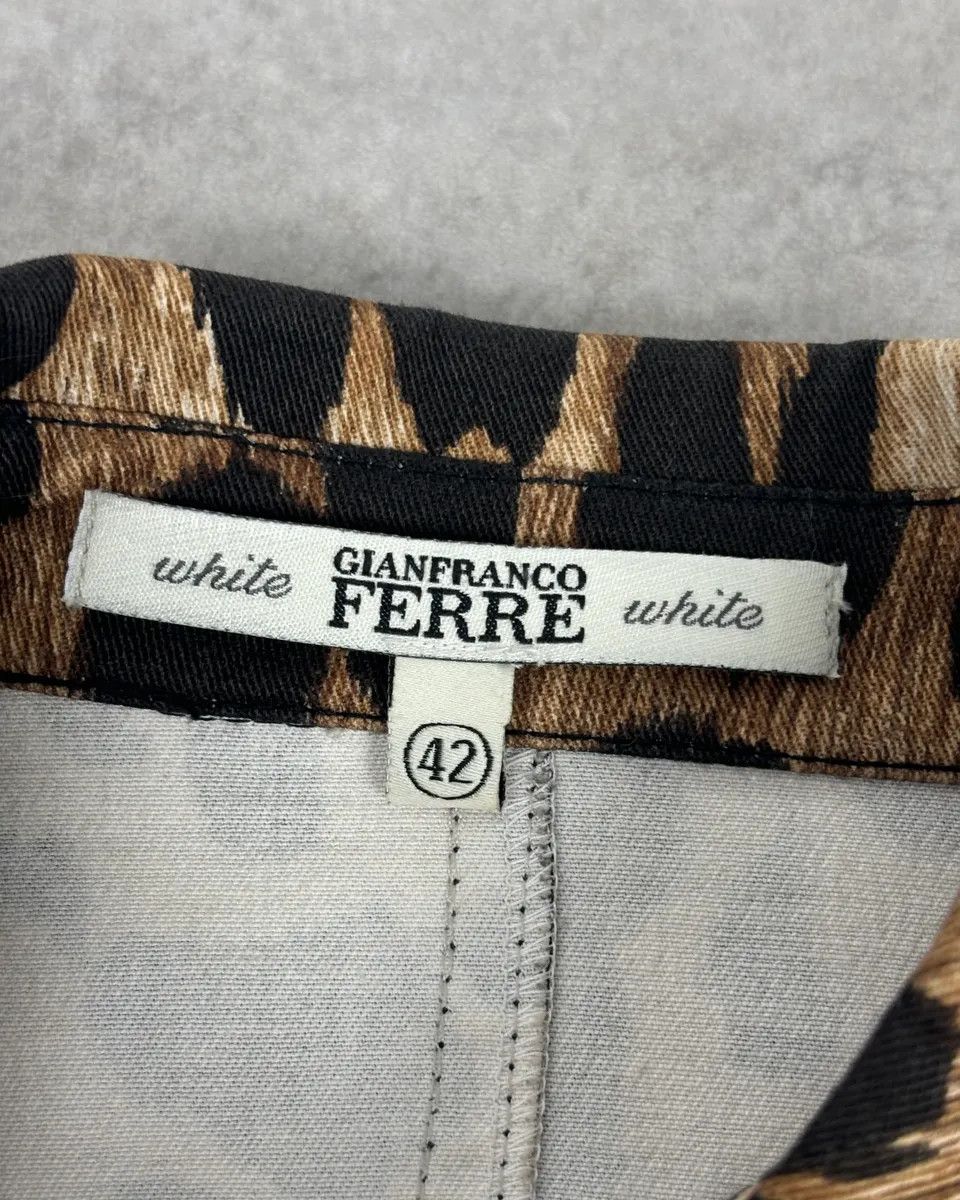 Gianfranco Ferre AW2006 Gianfranco Ferre Beige Leopard Print Blazer & Skirt Set Size M / US 6-8 / IT 42-44 - 19 Thumbnail