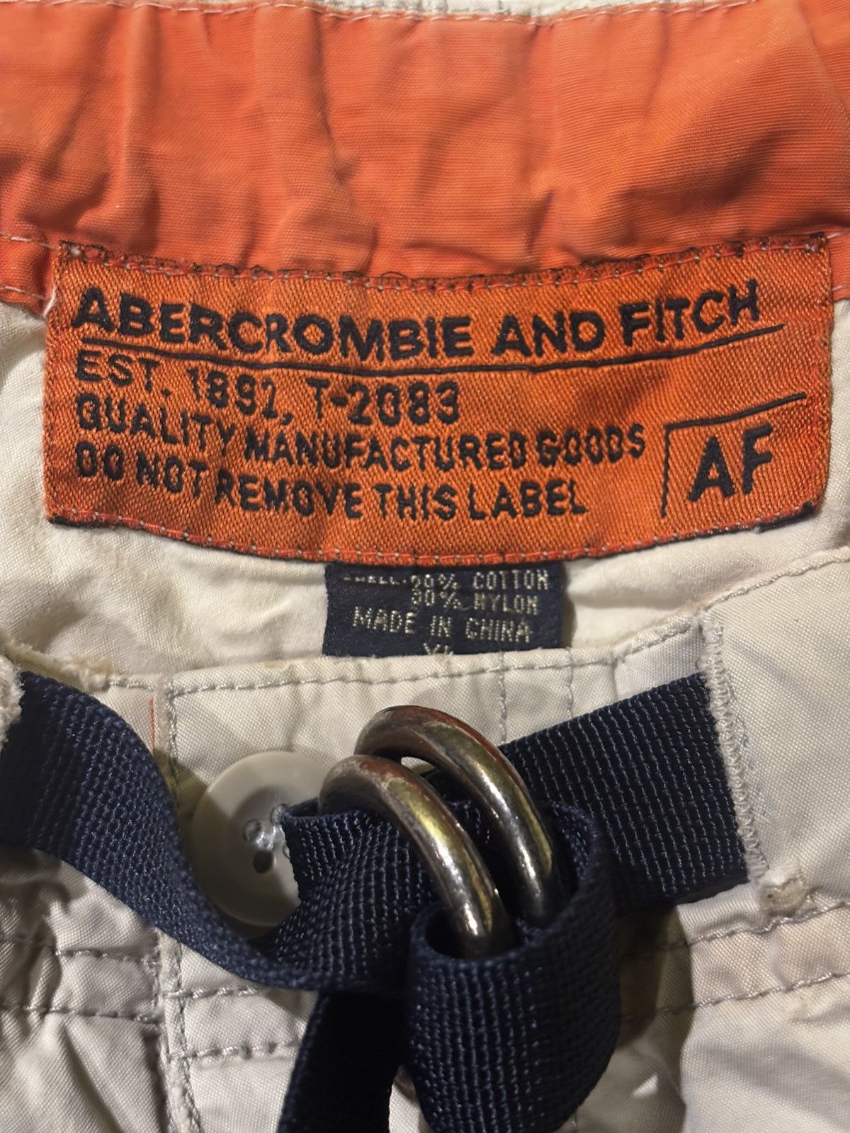 Abercrombie & Fitch Men’s vintage cargo shorts2226 Size US 33 - 3 Thumbnail