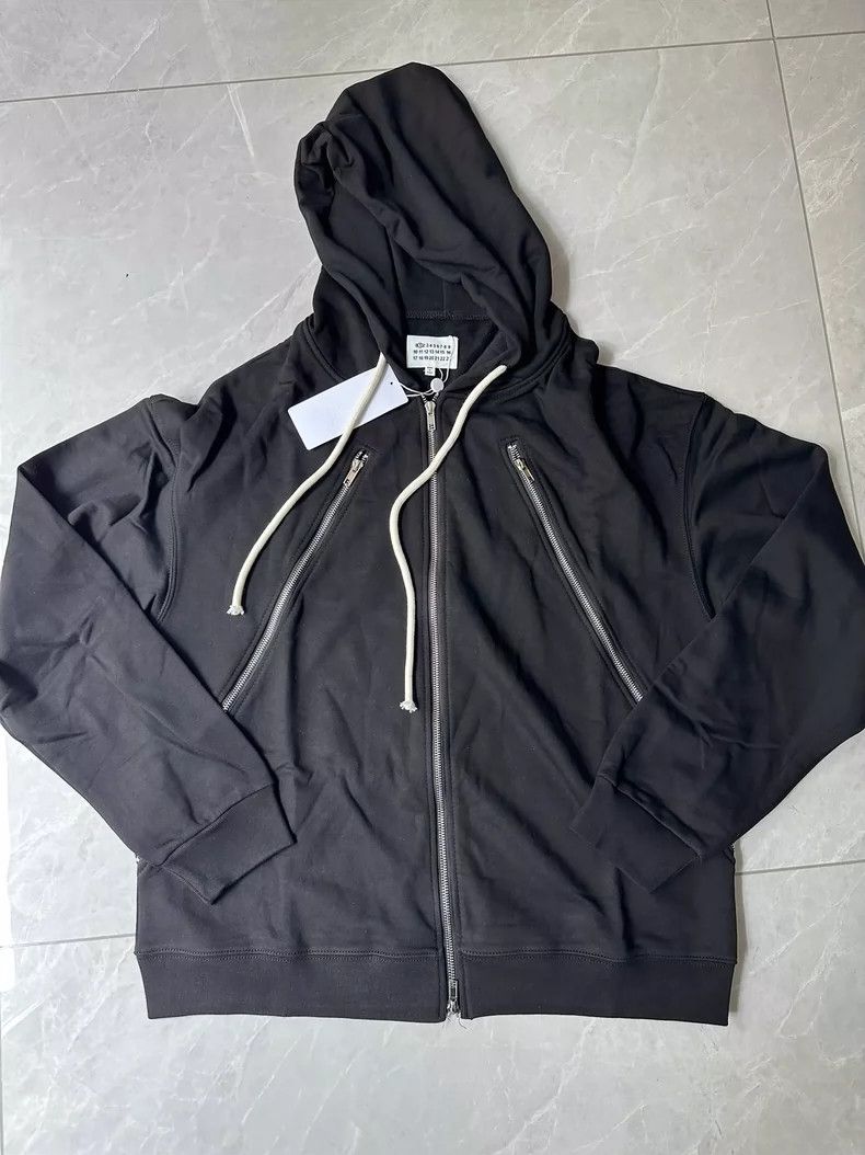 Maison Margiela Maison Margiela Black zipper hooded casual cotton jacket 25 Size US M / EU 48-50 / 2 - 3 Thumbnail