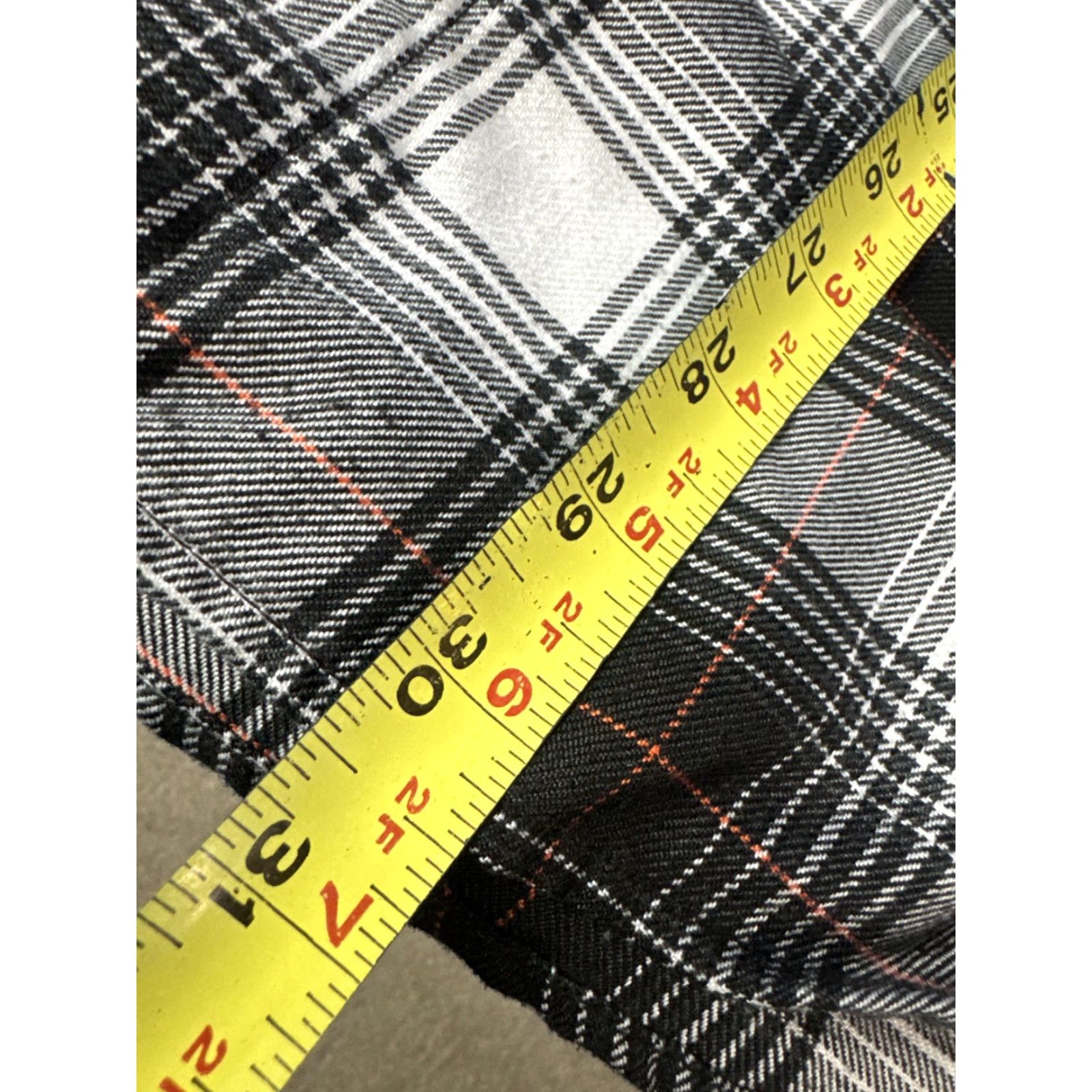 CO Dixxon Flannel Co The Arthur Plaid Snap Long Sleeve Shirt Men’s L Black White Mens Shirt Size US L / EU 52-54 / 3 - 6 Thumbnail