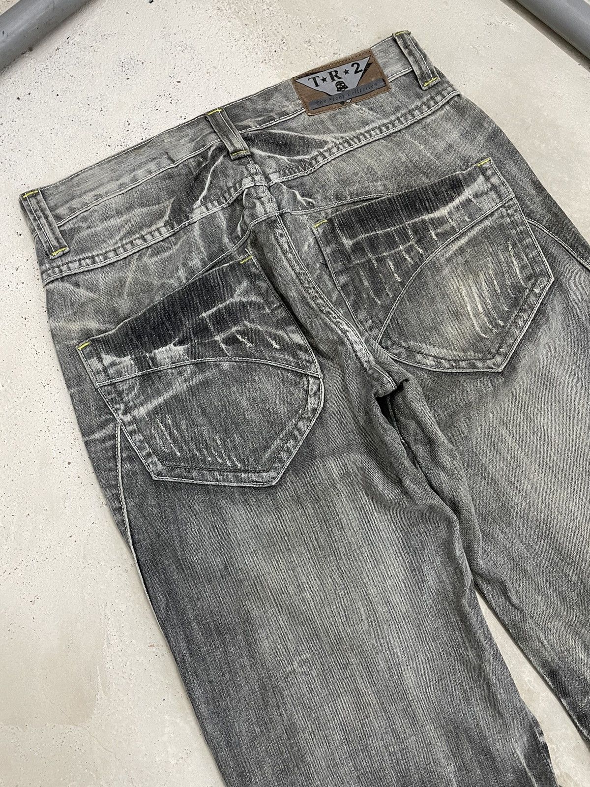 Japanese Brand TR2 Grey Bleach Whisker Semantic Design Denim Size US 30 / EU 46 - 13 Thumbnail