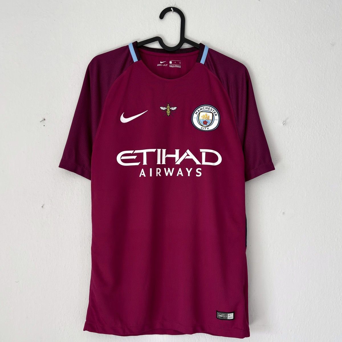 Nike 2017 2018 Manchester City Nike De Bruyne Soccer Jersey Away Size US S / EU 44-46 / 1 - 3 Thumbnail