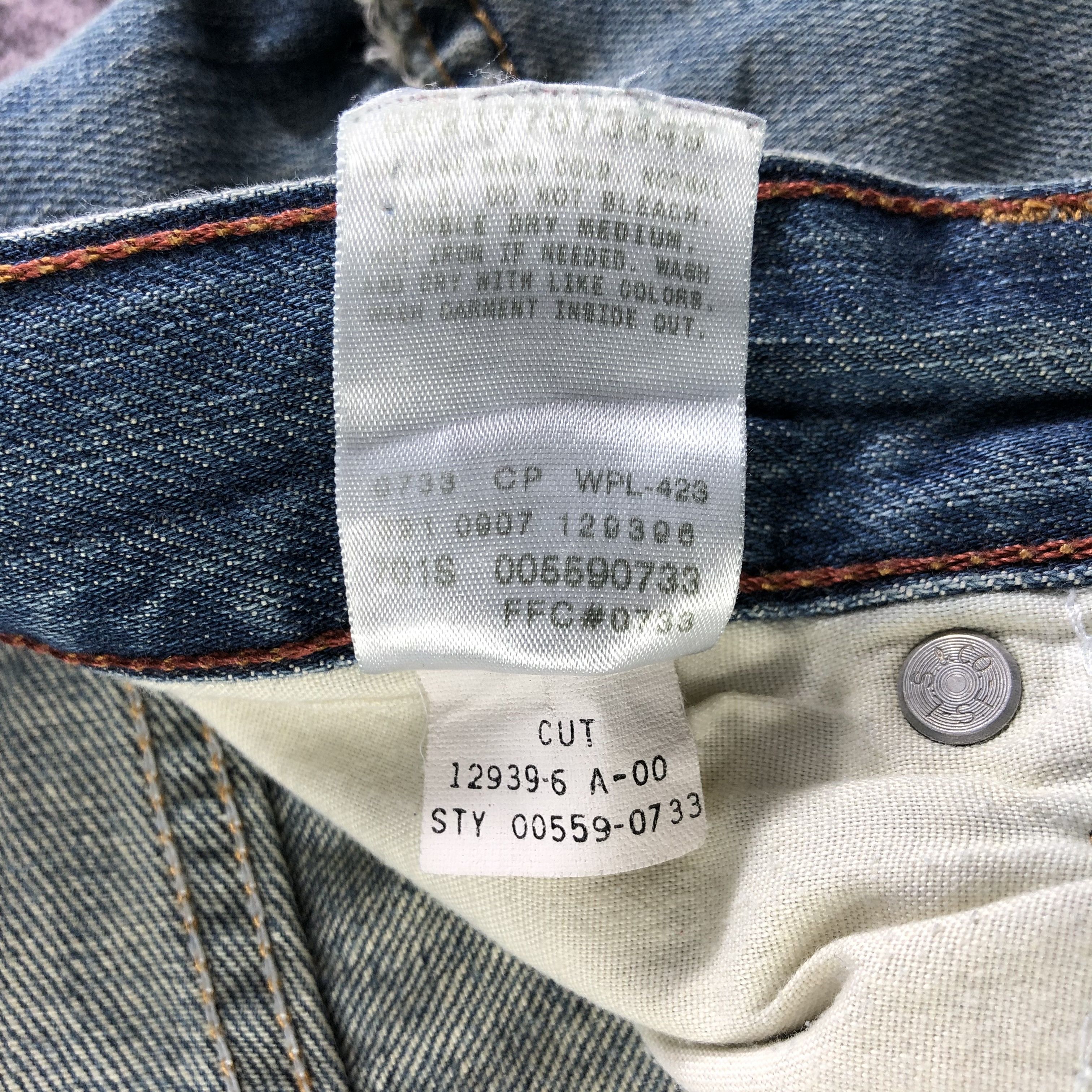 Levi's × Vintage Vintage Blue Wash Levis 559 Jeans-JM3389 Size US 40 / EU 56 - 11 Thumbnail
