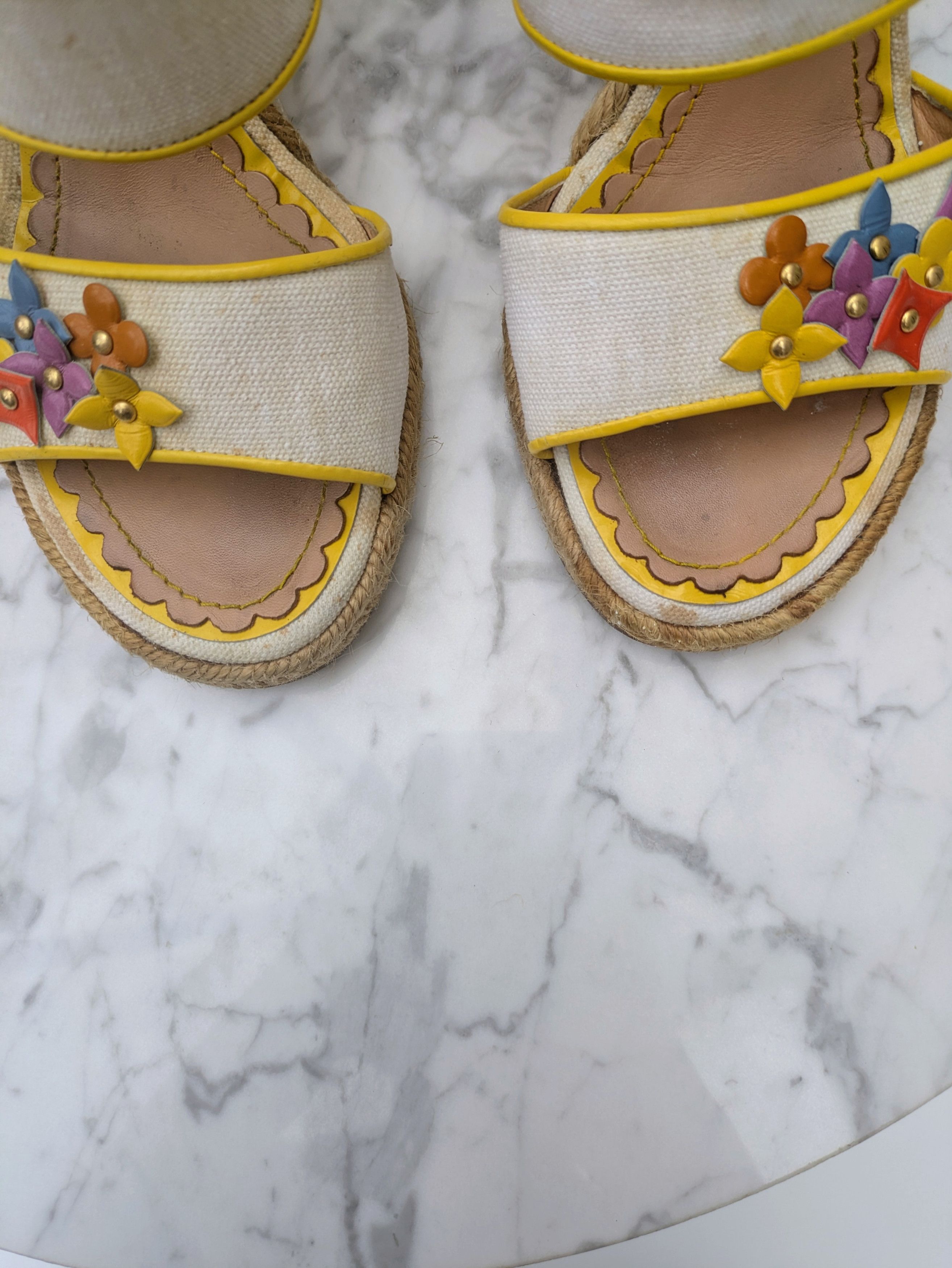 Louis Vuitton Louis Vuitton multicolour flower heeled espadrille sandals Size US 5.5 / IT 35.5 - 4 Thumbnail