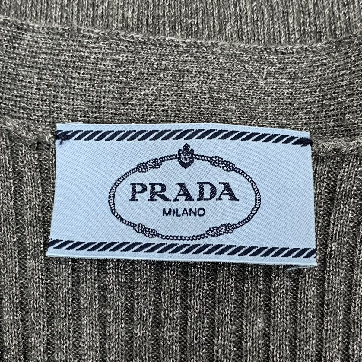 Prada Prada Dark Grey Wool Knit Cardigan K26WX Size M / US 6-8 / IT 42-44 - 5 Thumbnail