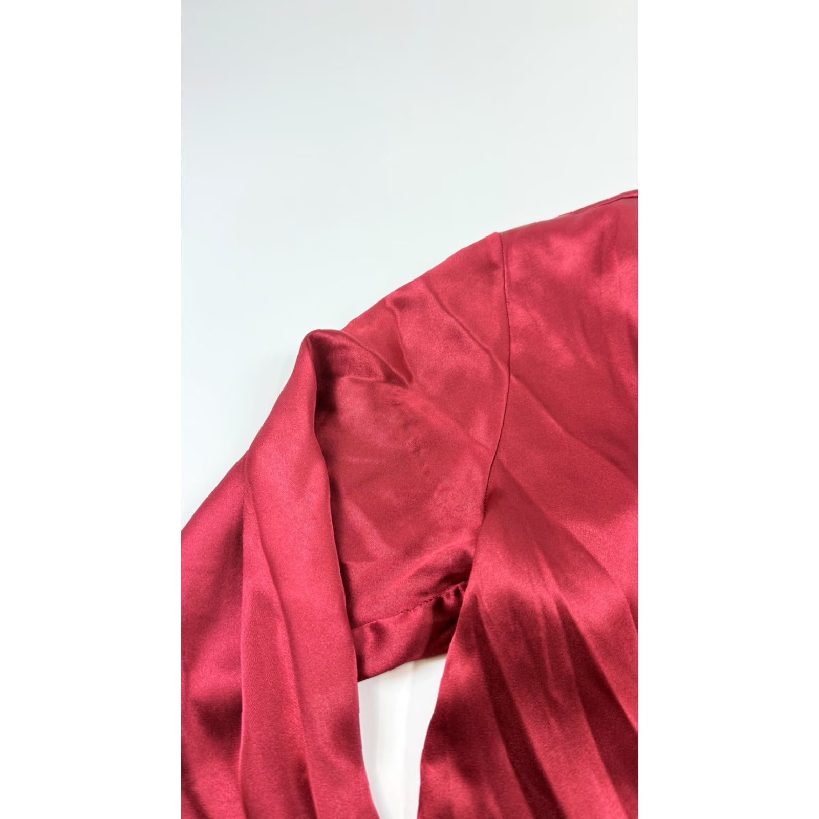 Victoria's Secret Victoria's Secret Shirt Womens Small Red Satin Button Front Sleep Nightgown Size S / US 4 / IT 40 - 4 Thumbnail