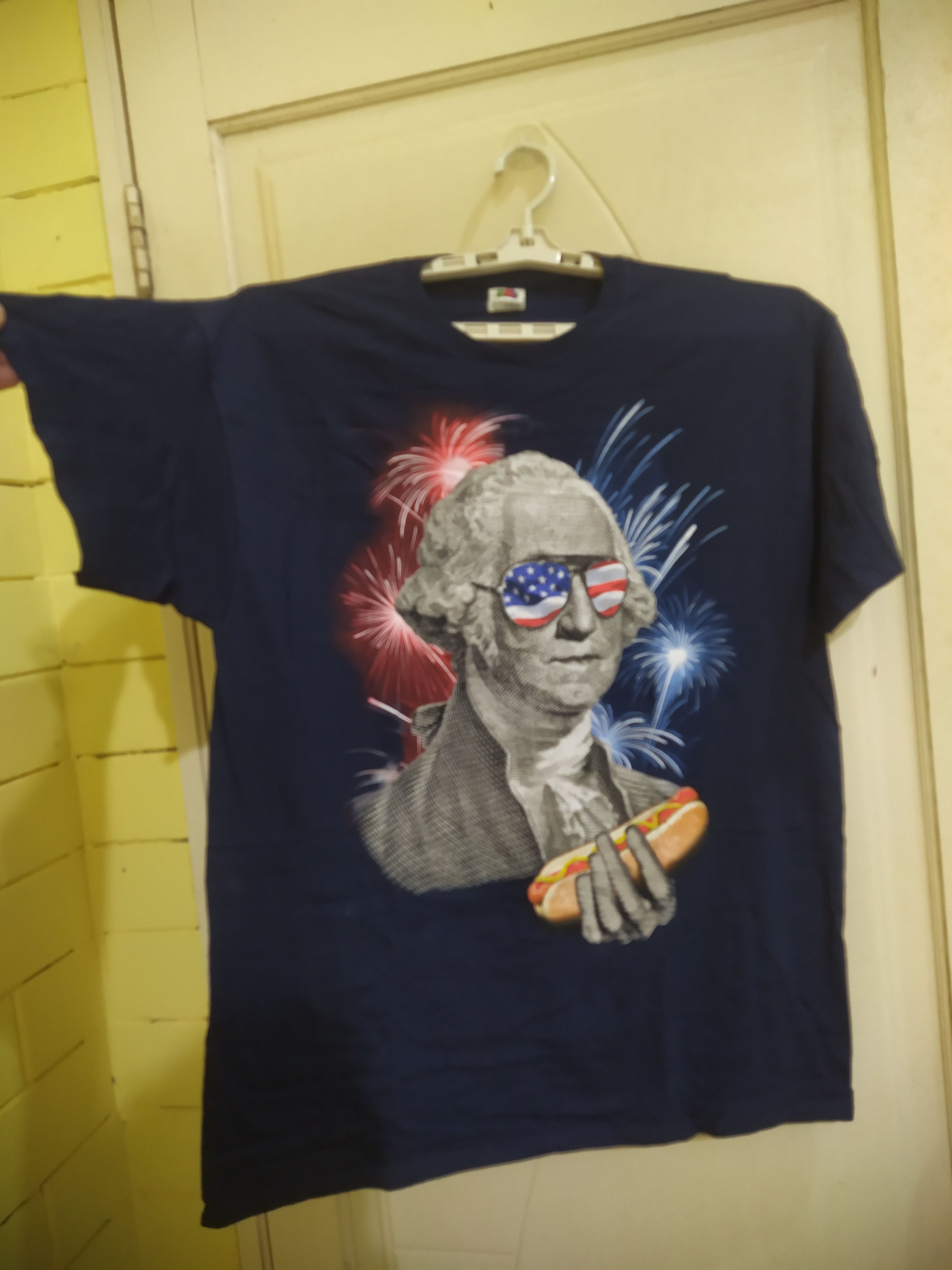 Fruit Of The Loom Fruit of the Loom George Washington Hot Dog Tee Size US XL / EU 56 / 4 - 2 Thumbnail