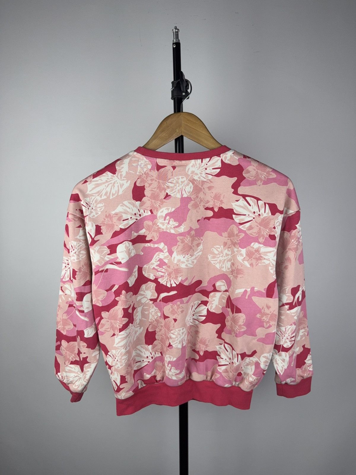 Adidas Vintage style Big Logo Floral pattern sweatshirt Size S / US 4 / IT 40 - 7 Thumbnail