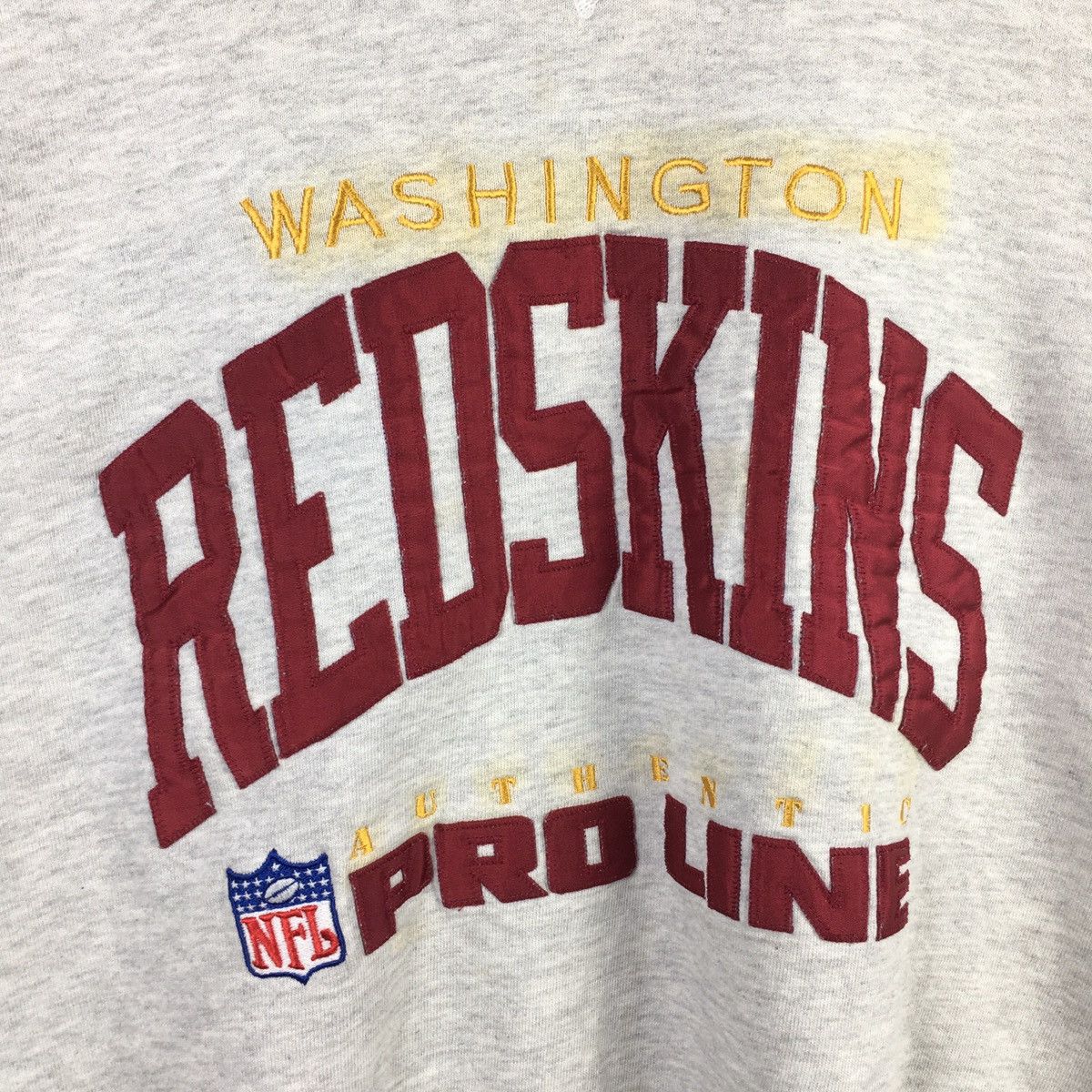 NFL Vintage Russell Athletic NFL Redskins Sweatshirt Size US XL / EU 56 / 4 - 2 Thumbnail