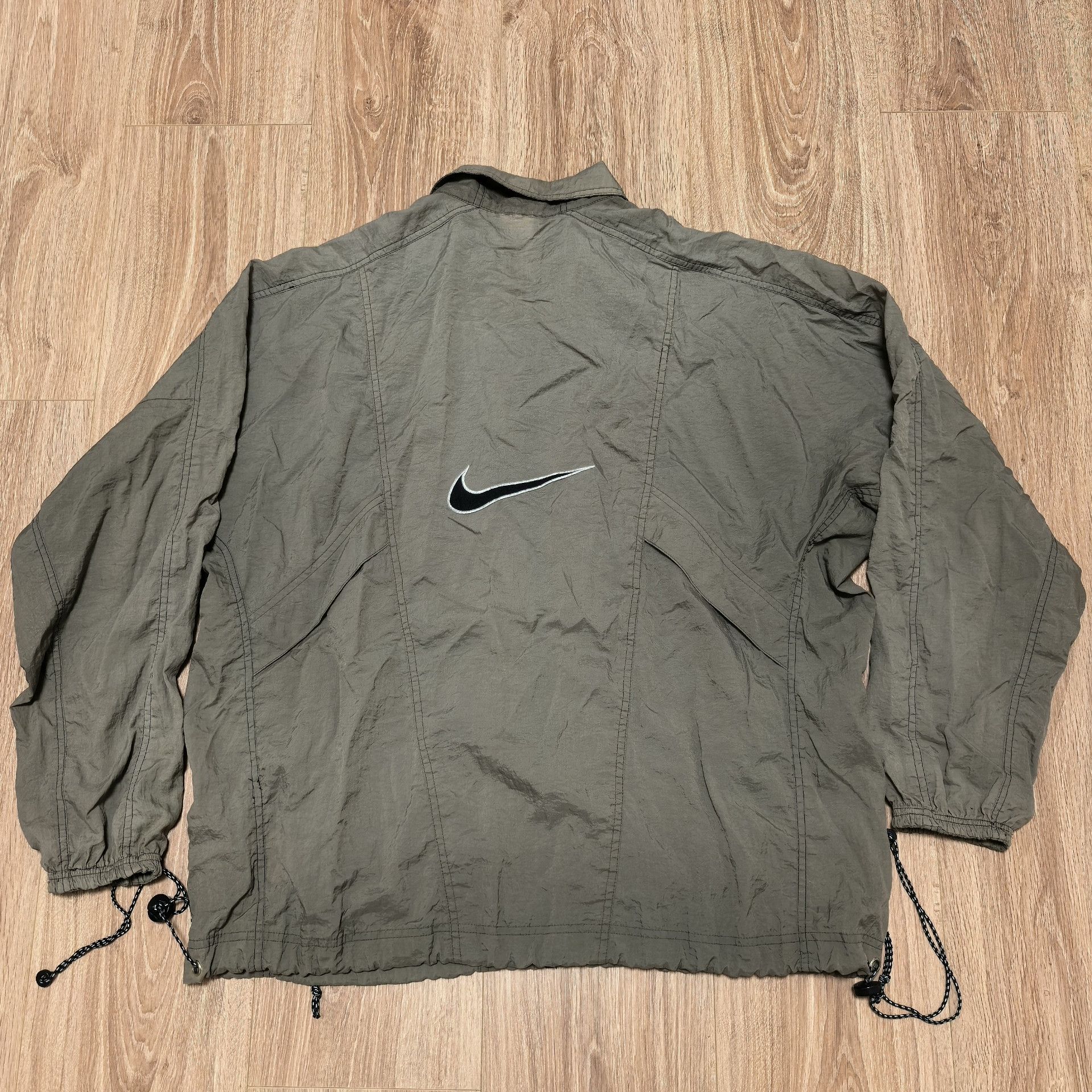 Vintage 90s Vintage Nike Metallic Nylon Jacket Size US L / EU 52-54 / 3 - 1 Thumbnail