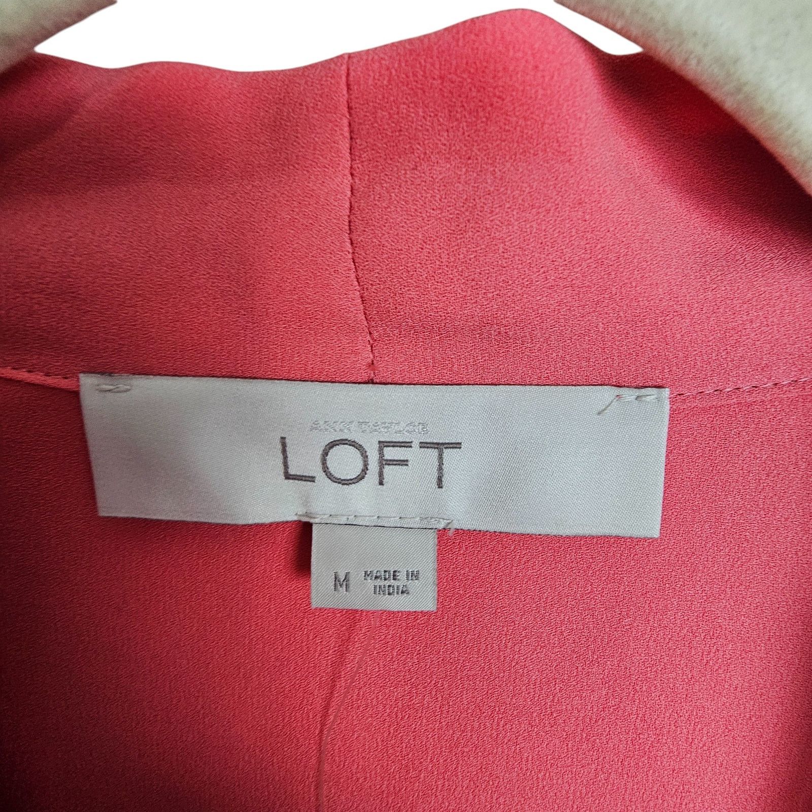 Loft Loft Womens Tie Neck Blouse Size M Teachercore Career Corp Size M / US 6-8 / IT 42-44 - 7 Thumbnail