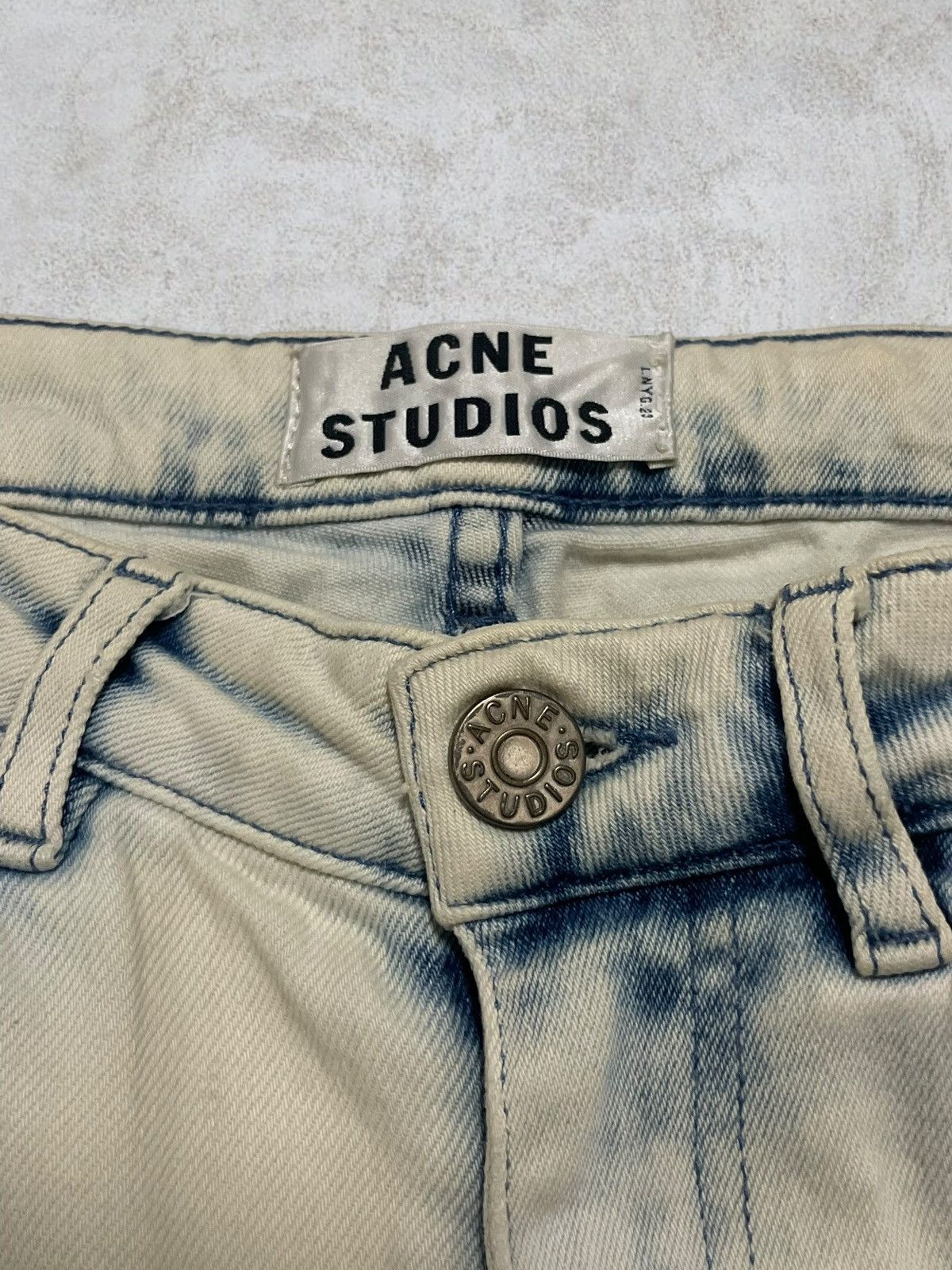 Acne Studios Acne Studios Bleached MudWash Distressed Slim Designer Jeans Size 27" / US 4 / IT 40 - 2 Thumbnail