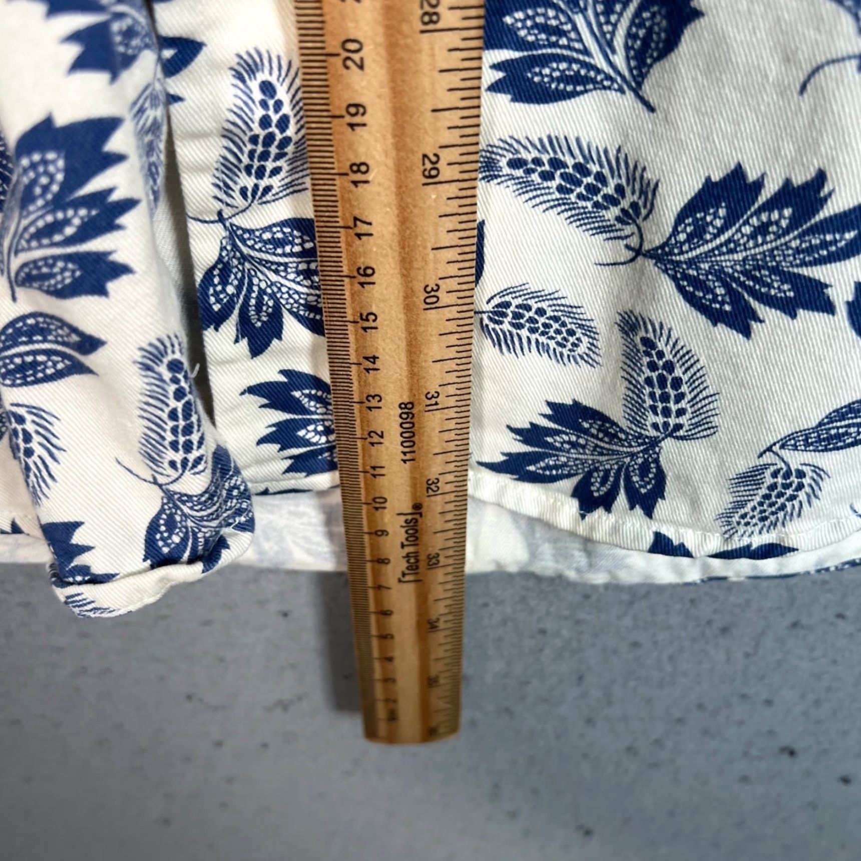 Ralph Lauren VINTAGE Ralph Lauren Classic Fit Shirt Men M White Floral 100% Cotton Button-Down 90s Concert Flower Covers Mens Size US M / EU 48-50 / 2 - 6 Thumbnail
