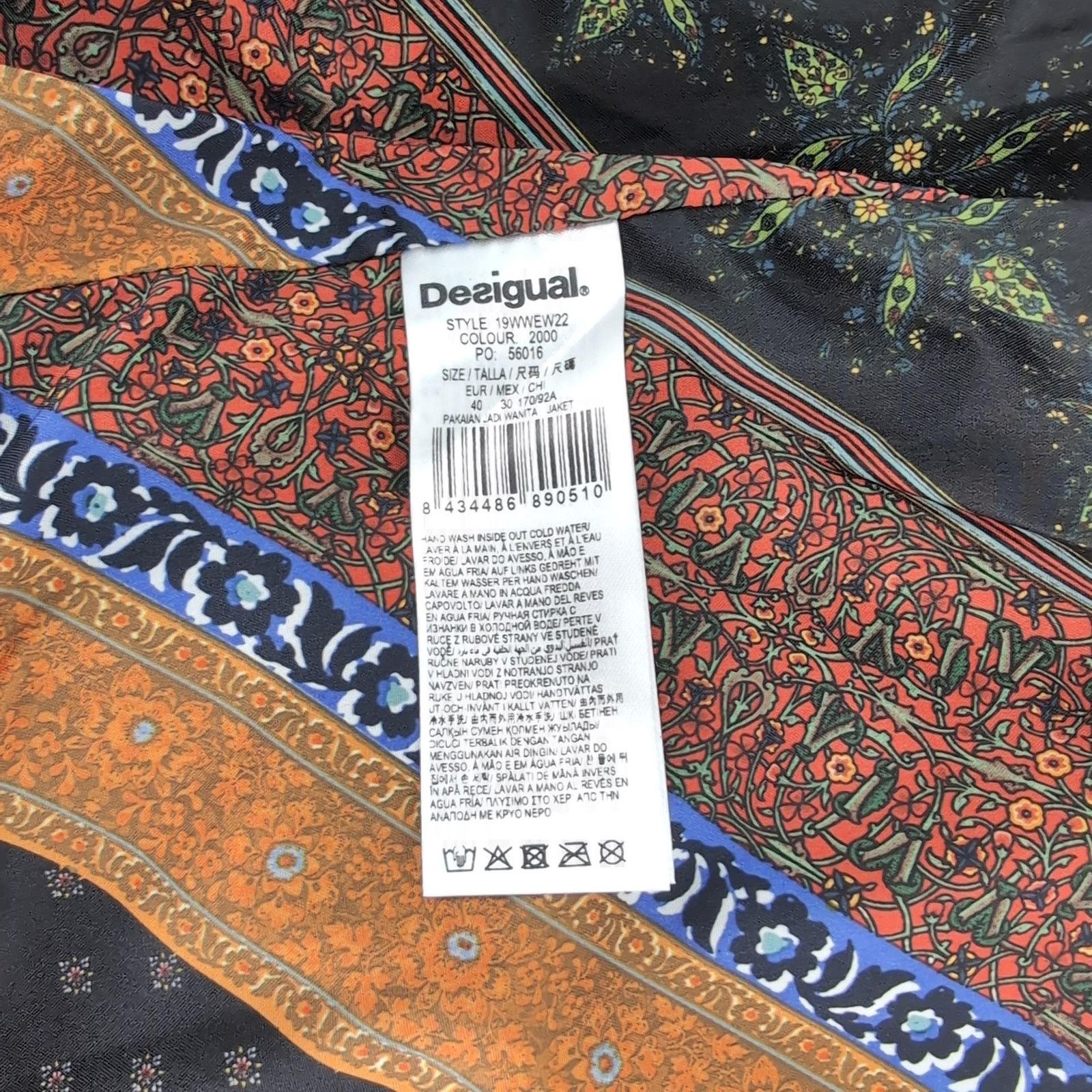 Desigual Desigual Millet NWT Black Zipper Motorcycle Jacket US Size 6 Size S / US 4 / IT 40 - 12 Thumbnail