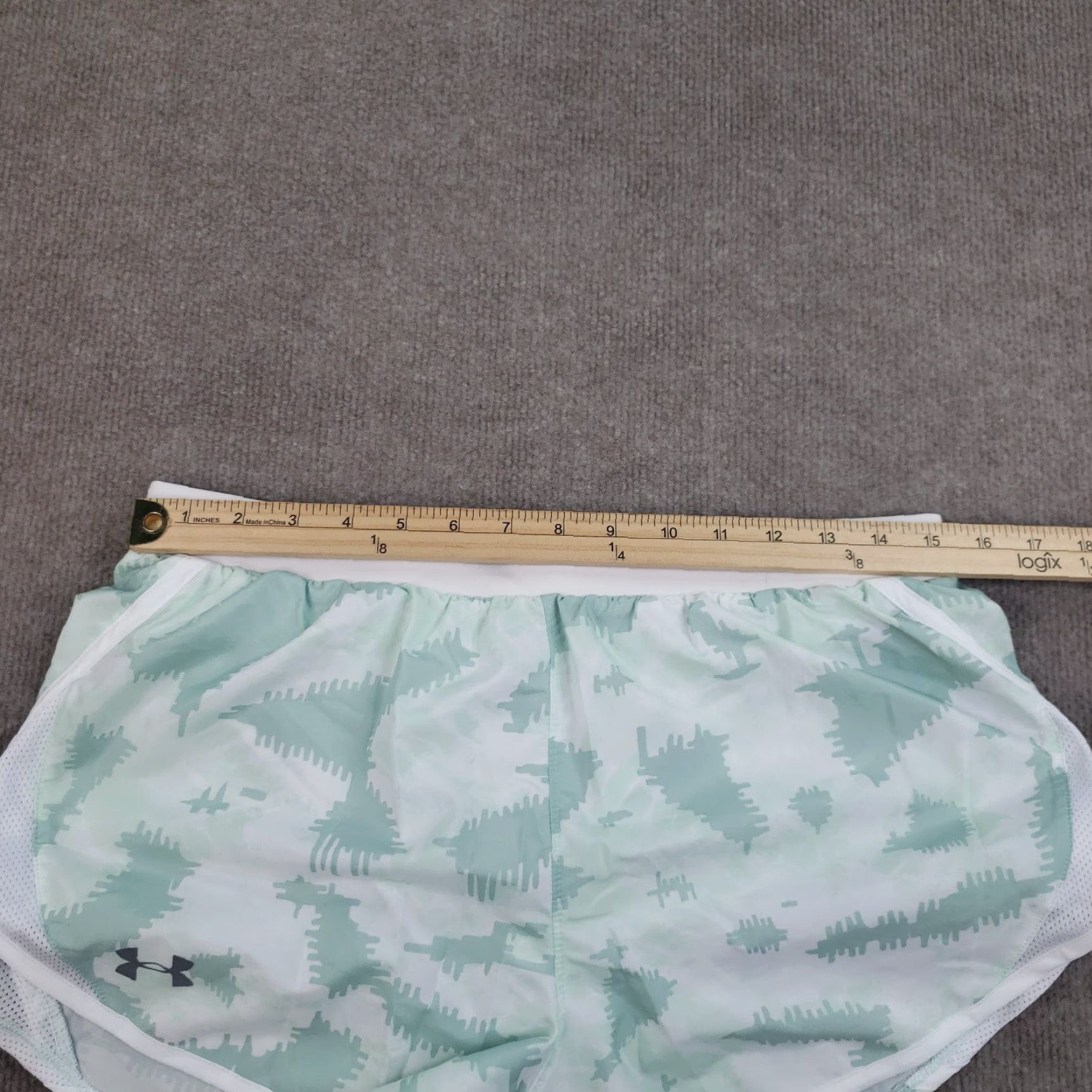 Under Armour Under Armour Women's Medium Green Running Shorts Size 31" - 5 Thumbnail
