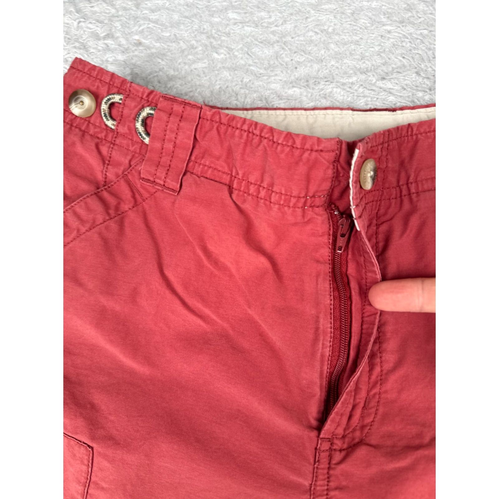 Vintage Columbia Shorts Women 6 Red Cargo Cotton Blend Hiking Camping Casual 27x6 Size 28" / US 6 / IT 42 - 6 Thumbnail
