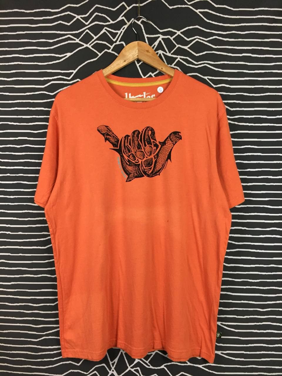 Howler Brothers × Vintage Howler Bros Fish Shaka Fishing Sports Tee Size US L / EU 52-54 / 3 - 2 Thumbnail