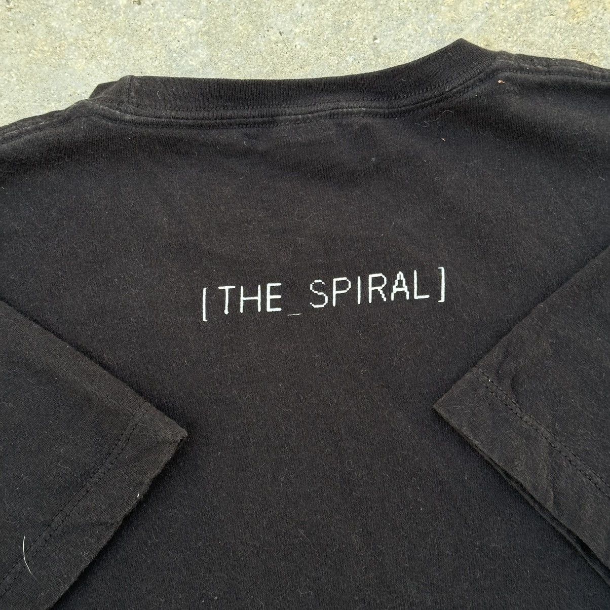 Other VTG 2005 NIN Nine Inch Nails The Spiral Graphic Band Shirt Size US M / EU 48-50 / 2 - 3 Thumbnail