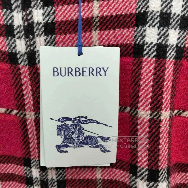 Burberry Burberry Red Wool Cardigan for Women. Size L / US 10 / IT 46 - 8 Thumbnail