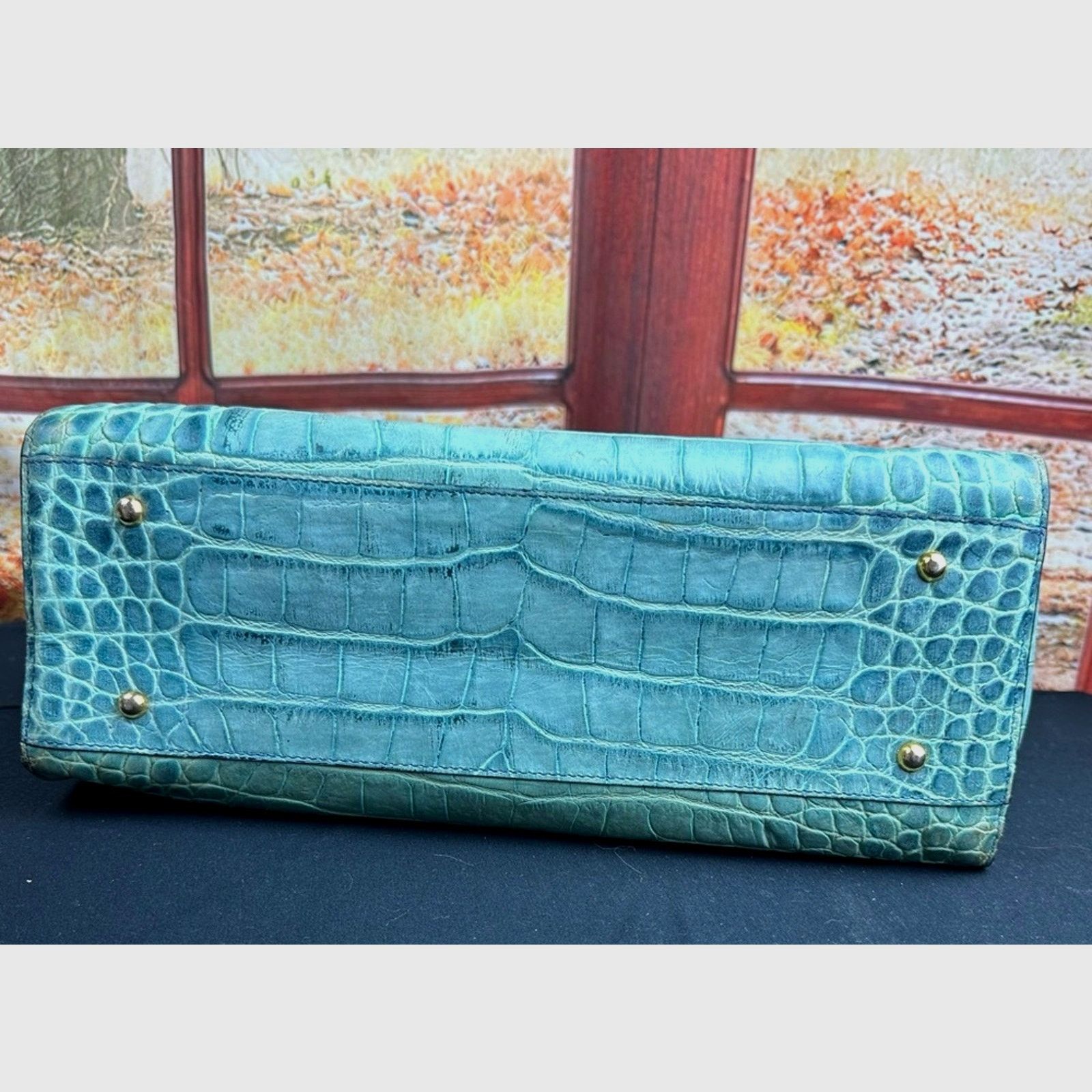 Dooney & Bourke Dooney & Bourke Green Crocodile Embossed Shoulder Bag Size ONE SIZE - 10 Thumbnail