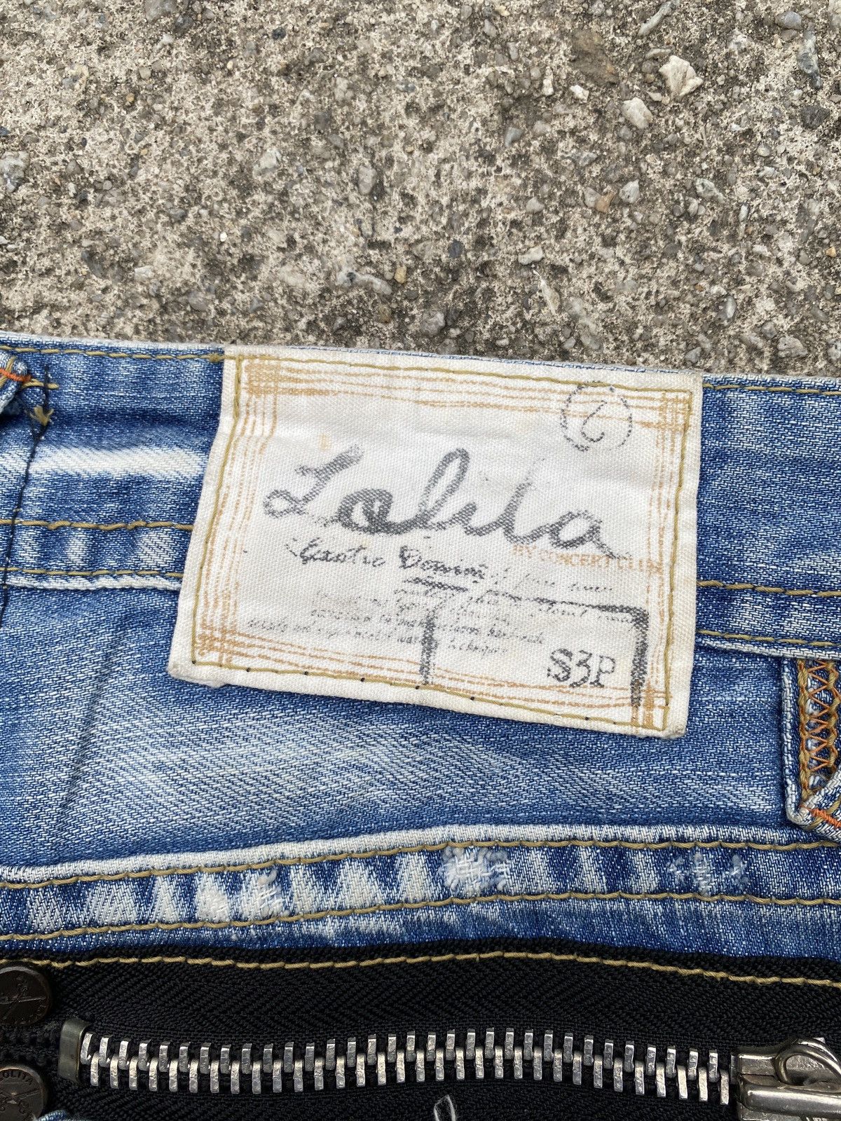 If Six Was Nine × Japanese Brand × Tornado Mart 1990s - Lolita Jeans Japan Claws Mark Washed Flare Denim Size US 29 - 15 Thumbnail