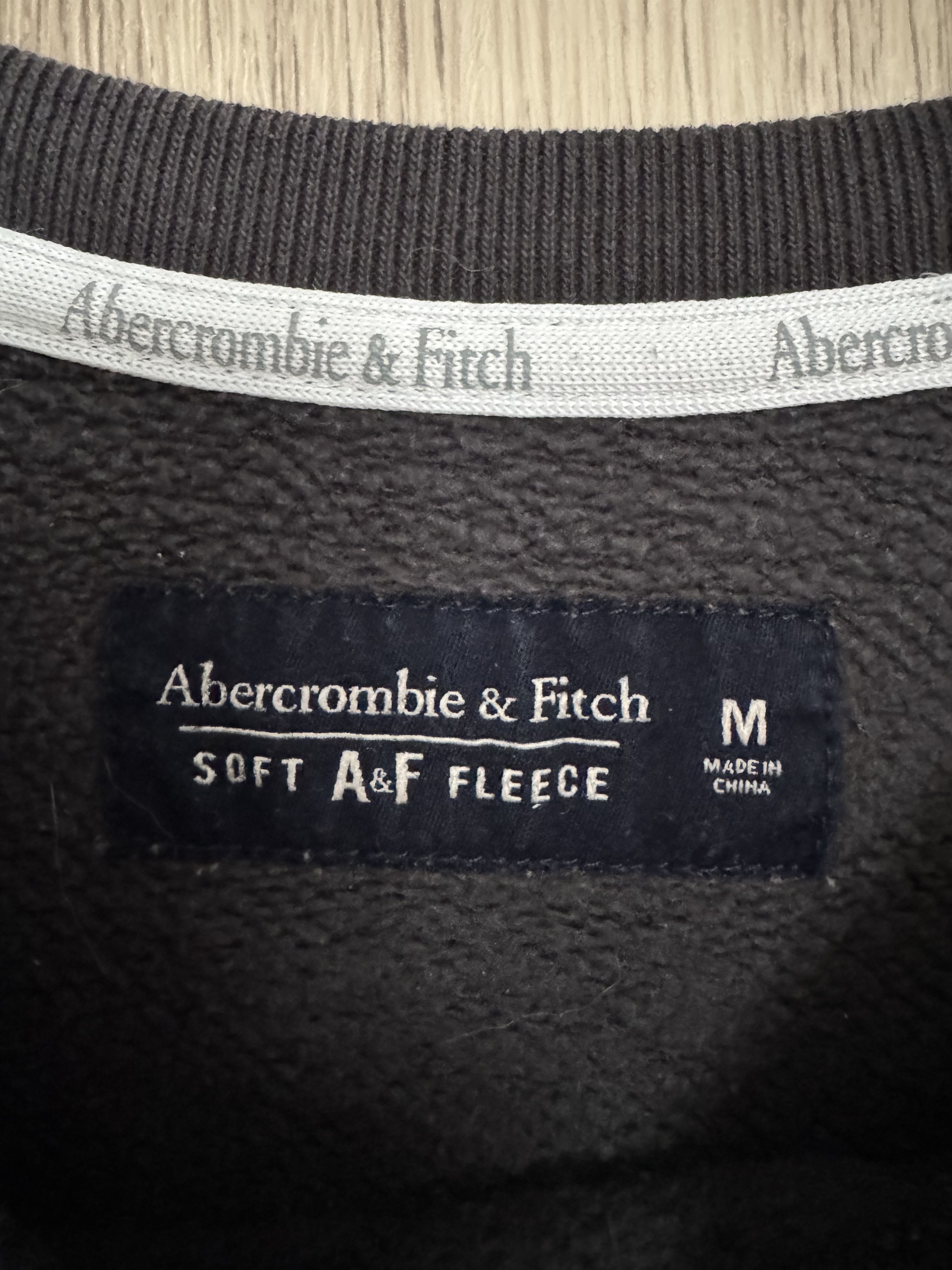 Abercrombie & Fitch Vintage Abercrombie & Fitch Crewneck Sweatshirt Men’s Medium Size US M / EU 48-50 / 2 - 5 Thumbnail