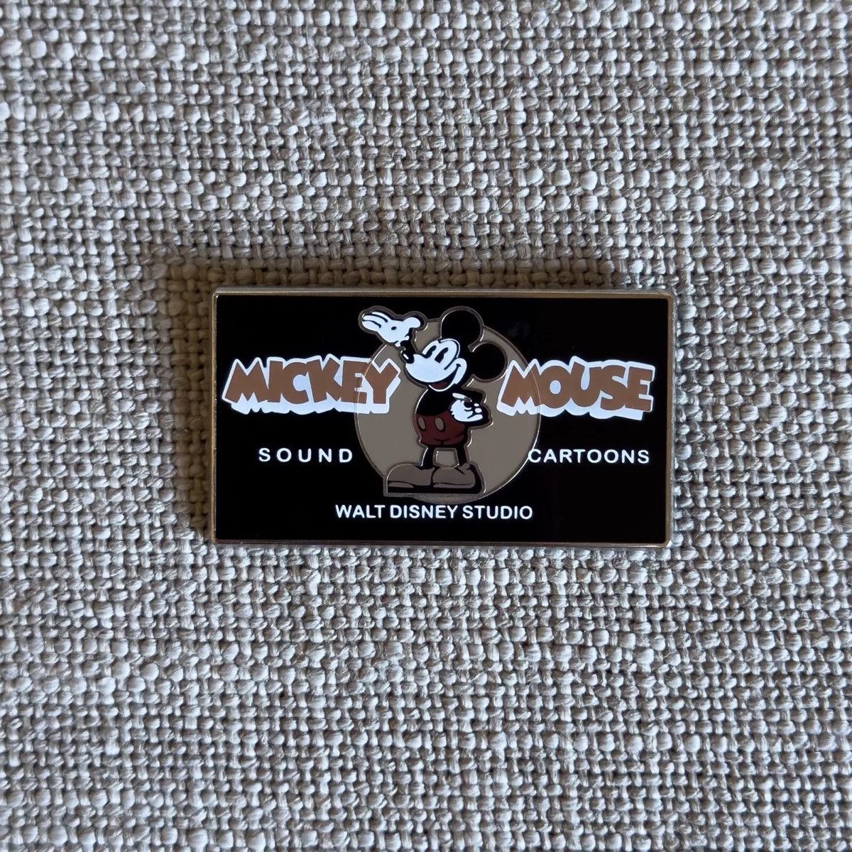 Disney 2014 Walt Disney Studio Mickey Mouse Sound Cartoons Pin Size ONE SIZE - 4 Thumbnail