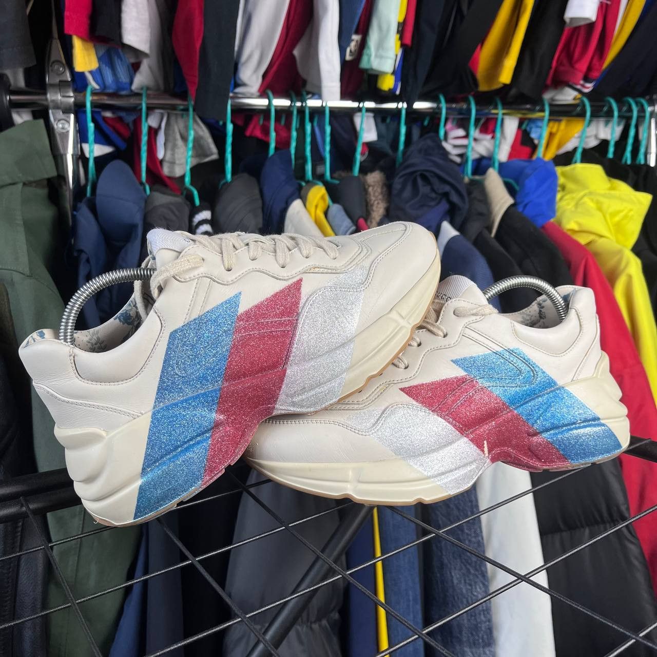 Gucci Gucci Rhyton White/Red/Blue Stripe Ivory Sneakers Size 36 Size US 6 / IT 36 - 3 Thumbnail