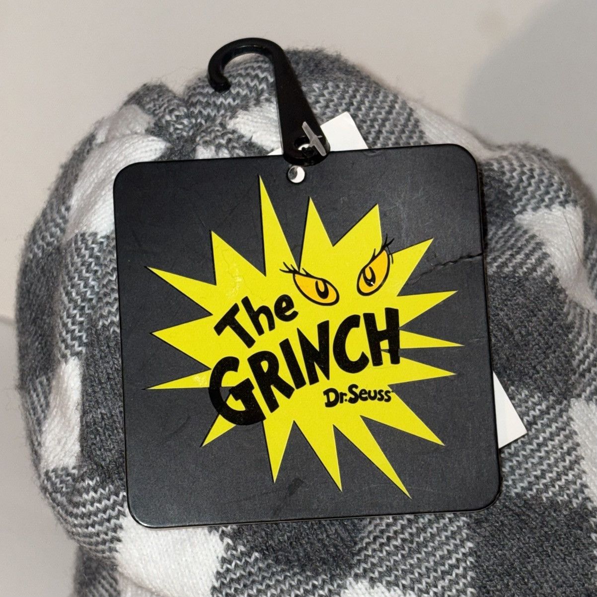 Mad Engine The Grinch Dr. Seuss MAD Engine Grey & White Winter Beanie Size ONE SIZE - 13 Thumbnail